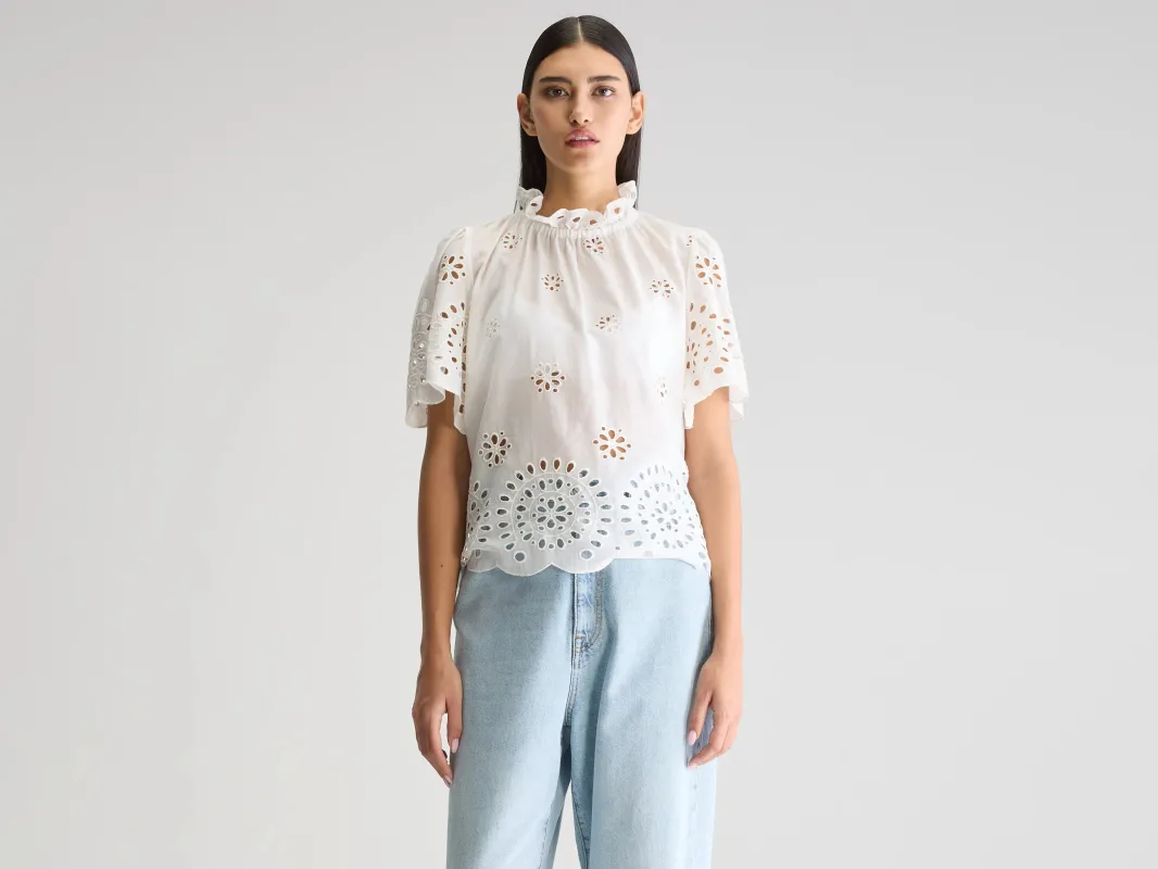 Darlene short-sleeve blouse (251 / W / WHITE) sold by Bellrose