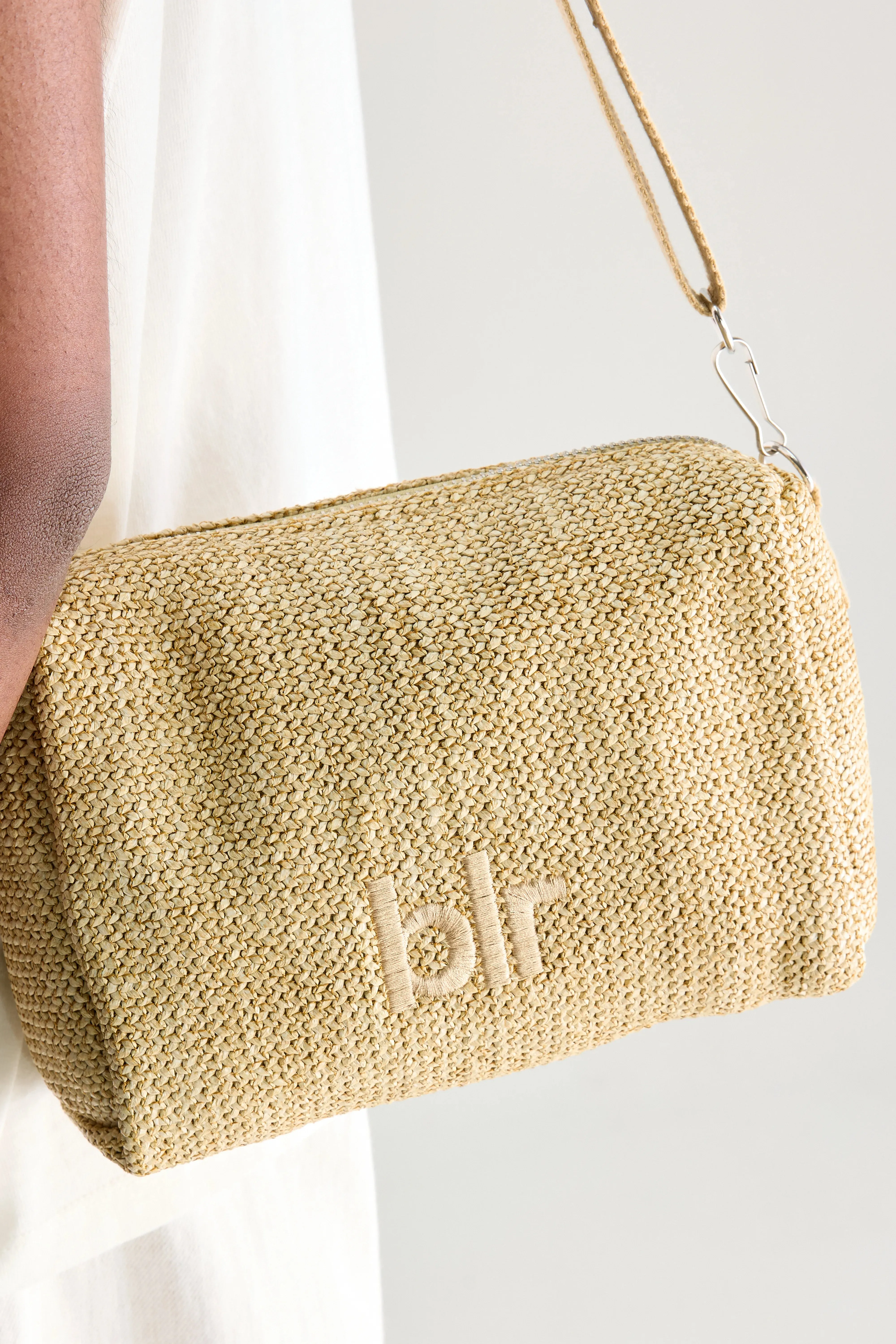 Hanomy cross body bag (251 / W / ANTIQUE GOLD) sold by Bellrose product image thumbnail 3