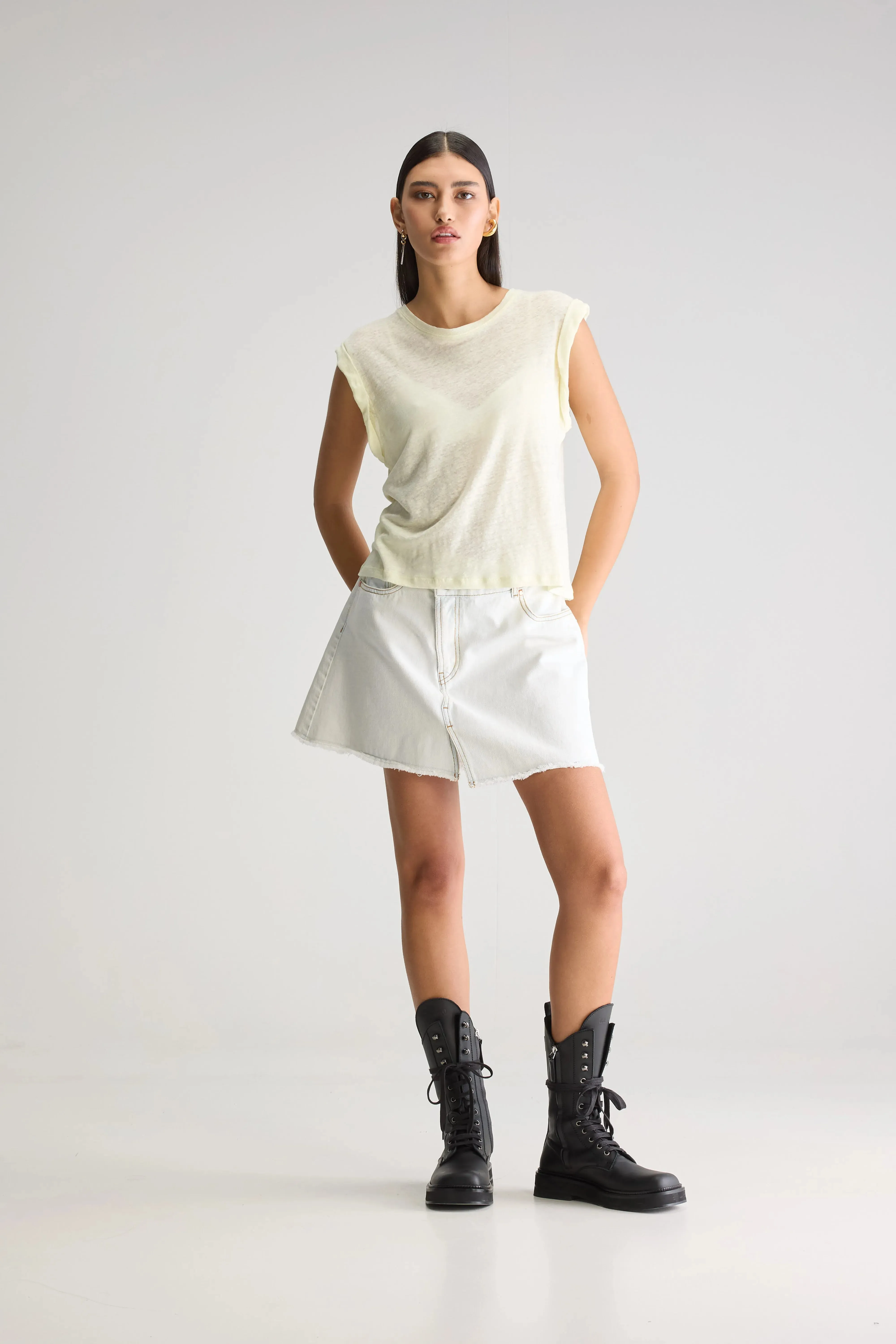 Vlyn crewneck t-shirt (251 / W / CITRINE) sold by Bellrose product image thumbnail 3