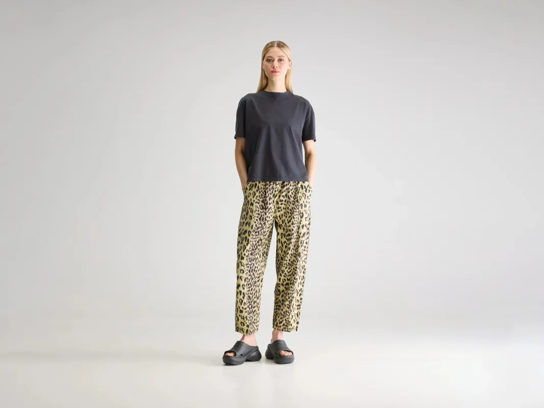 Wesly relaxed trousers (251 / W / COMBO A) sold by Bellrose