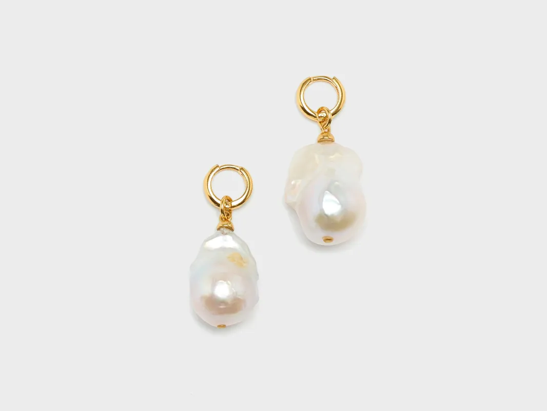 Lolita Earrings (251 / W / WHITE) sold by Bellrose