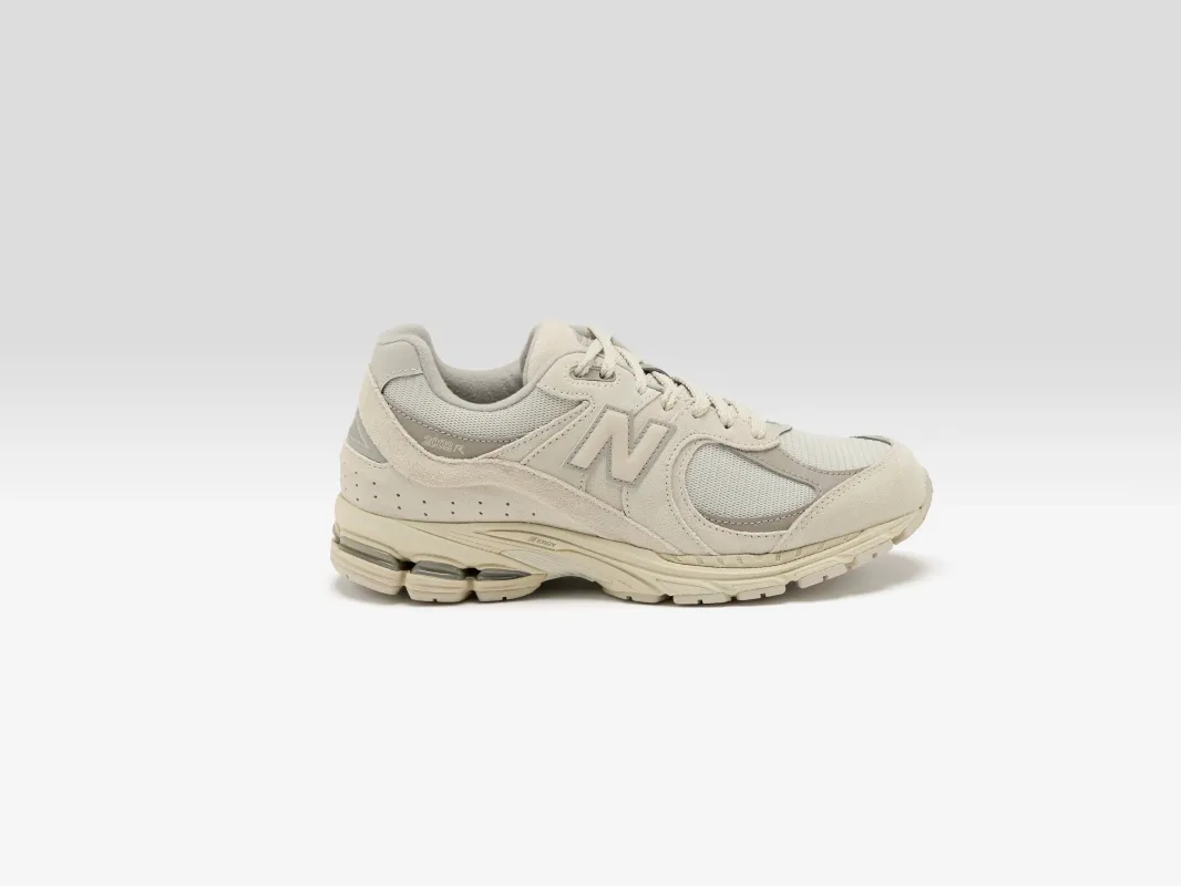 2002R for Women (251 / W / OFF WHITE) sold by Bellrose