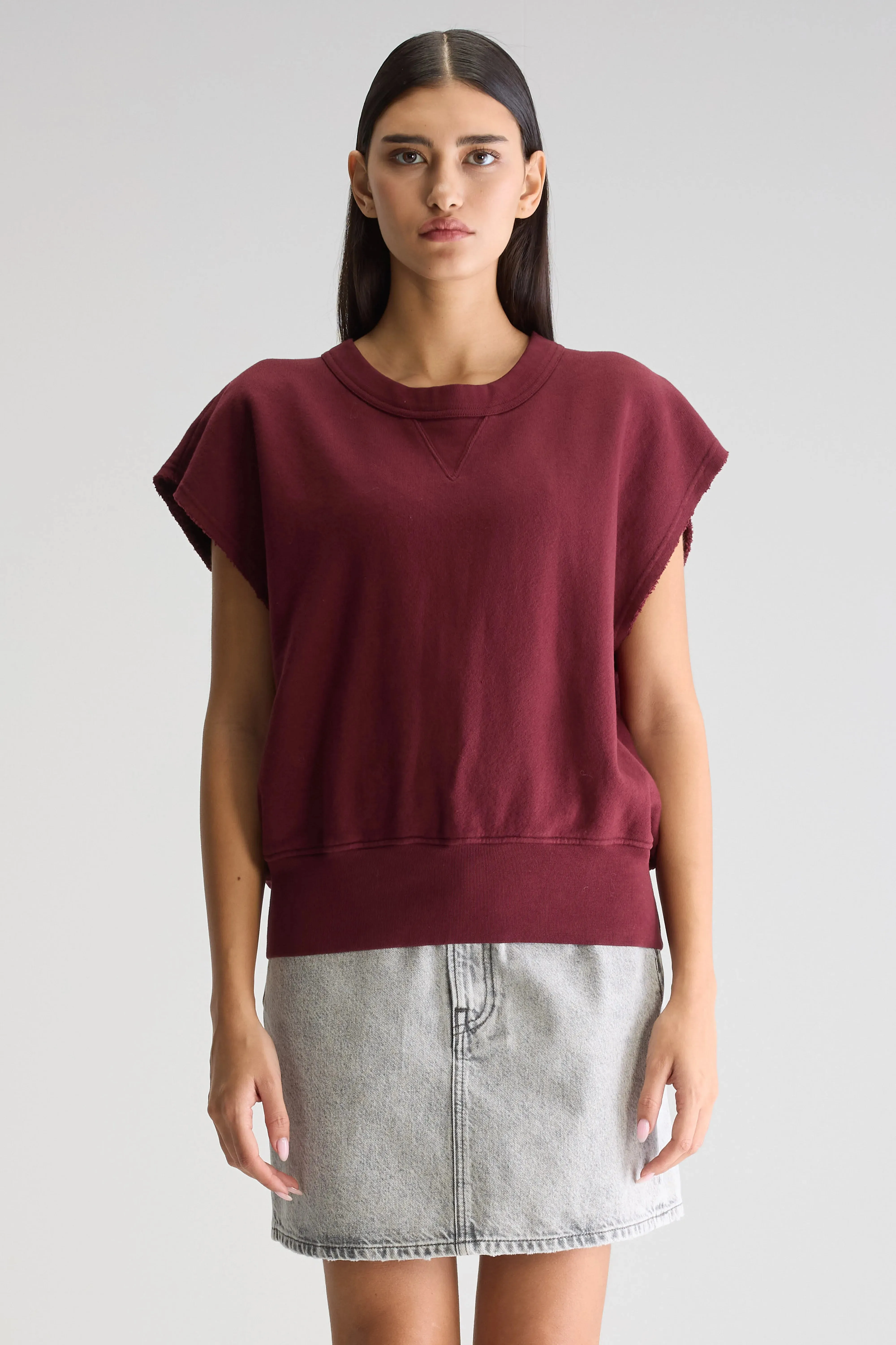 Vytom sleeveless sweatshirt (251 / W / WINDSOR WINE) sold by Bellrose product image thumbnail 2