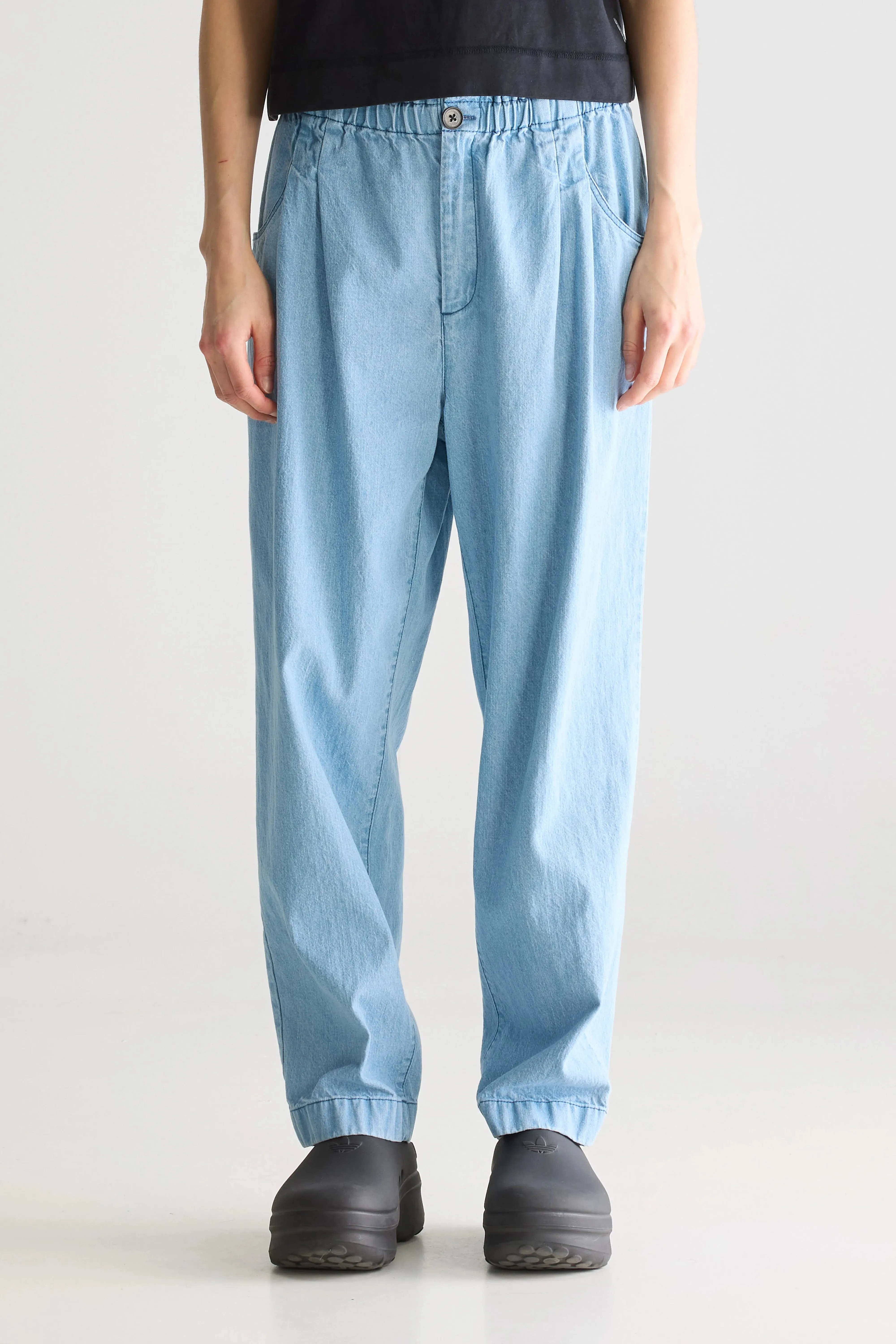 Winona relaxed jeans (251 / W / LT BLUE BLEACH) sold by Bellrose product image thumbnail 3