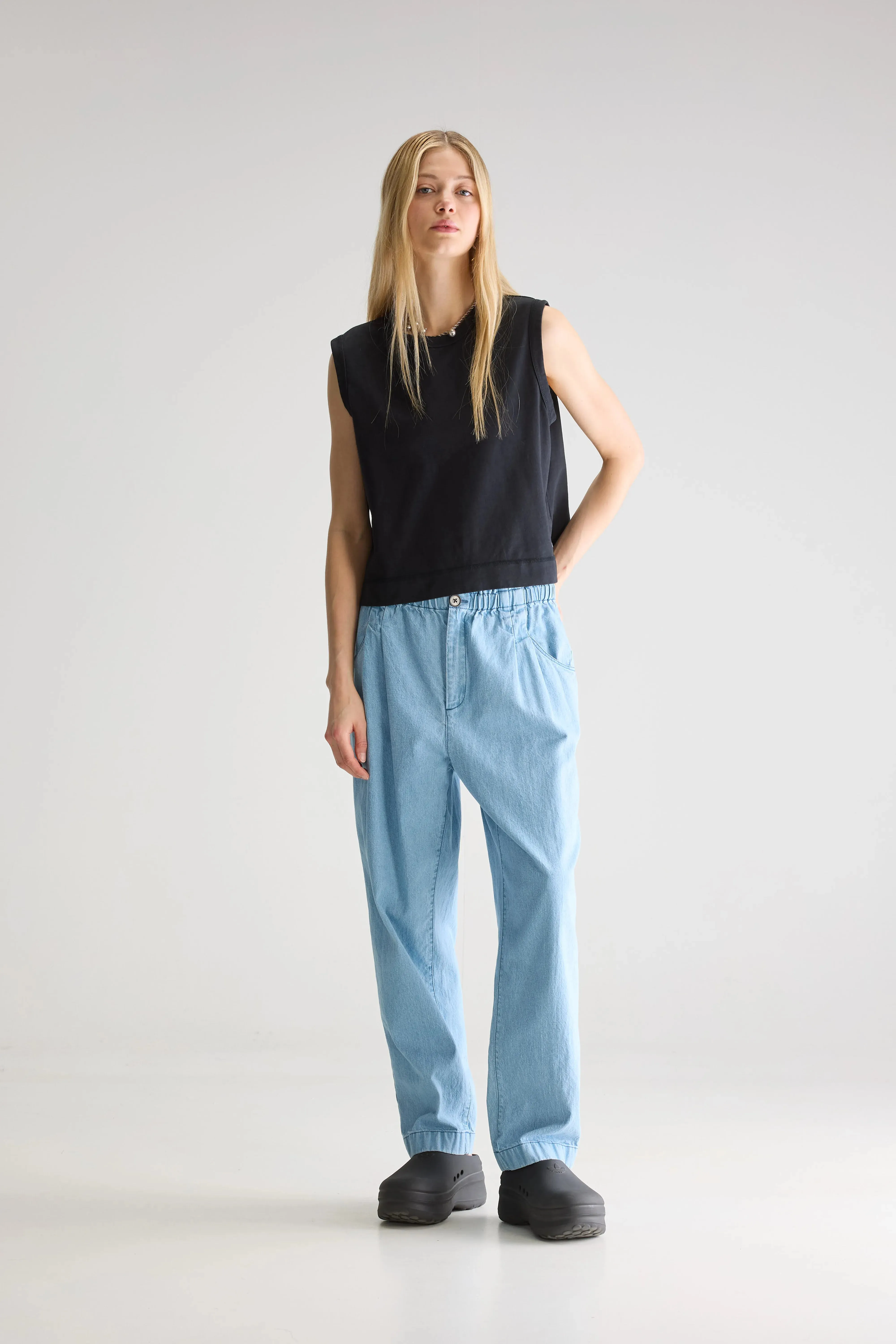 Winona relaxed jeans (251 / W / LT BLUE BLEACH) sold by Bellrose product image thumbnail 2