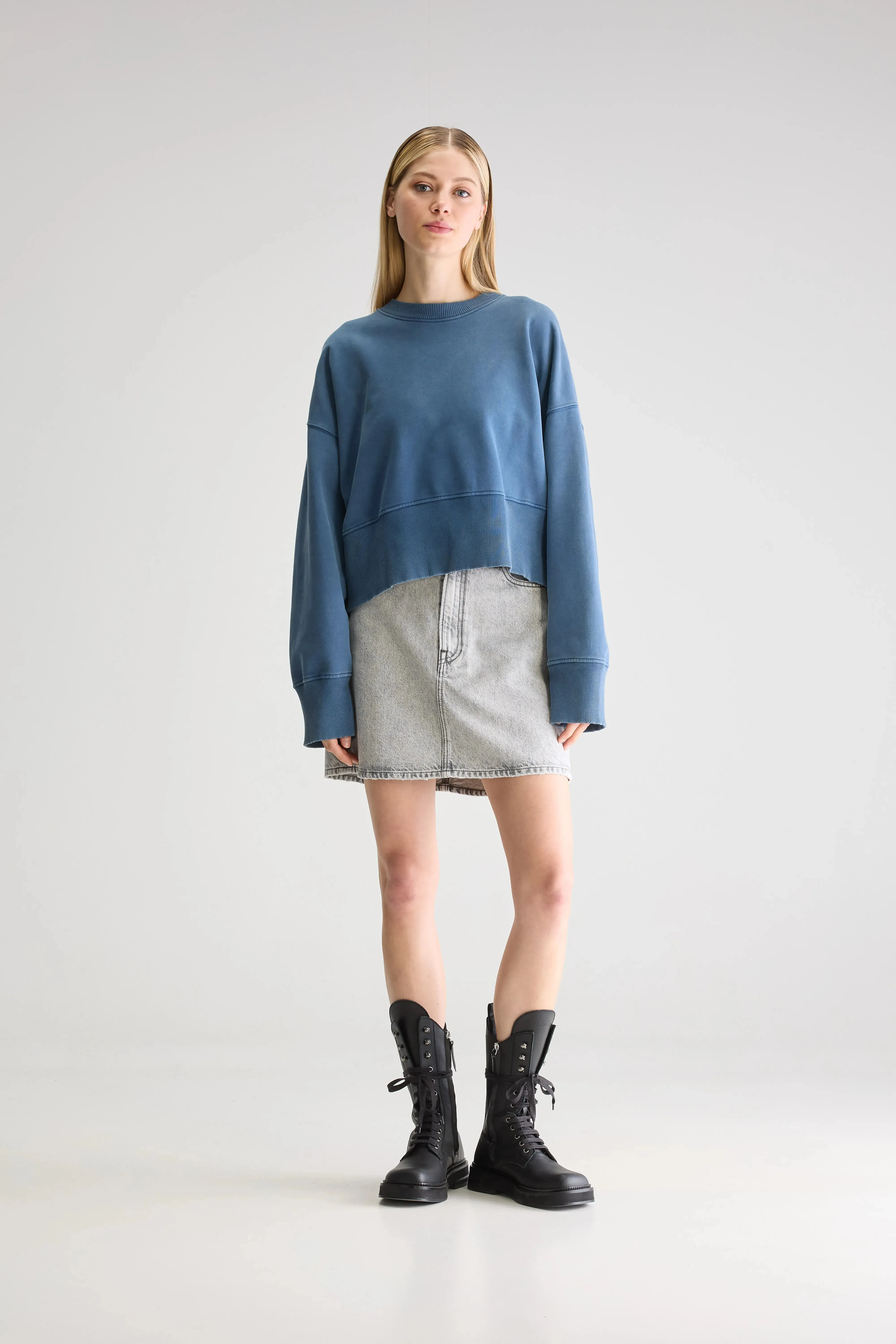 Slenni crewneck sweatshirt (251 / W / BLUE JEANS) sold by Bellrose product image thumbnail 3