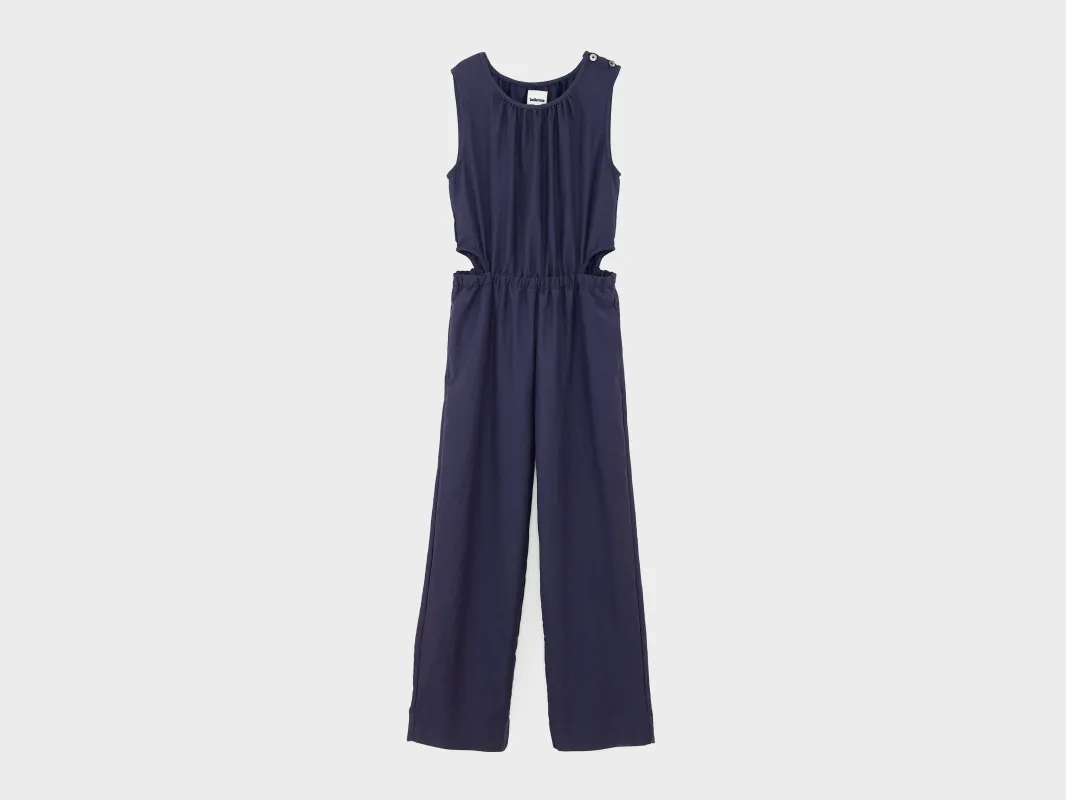 Papaye wide jumpsuit (251 / W / NAVY) sold by Bellrose