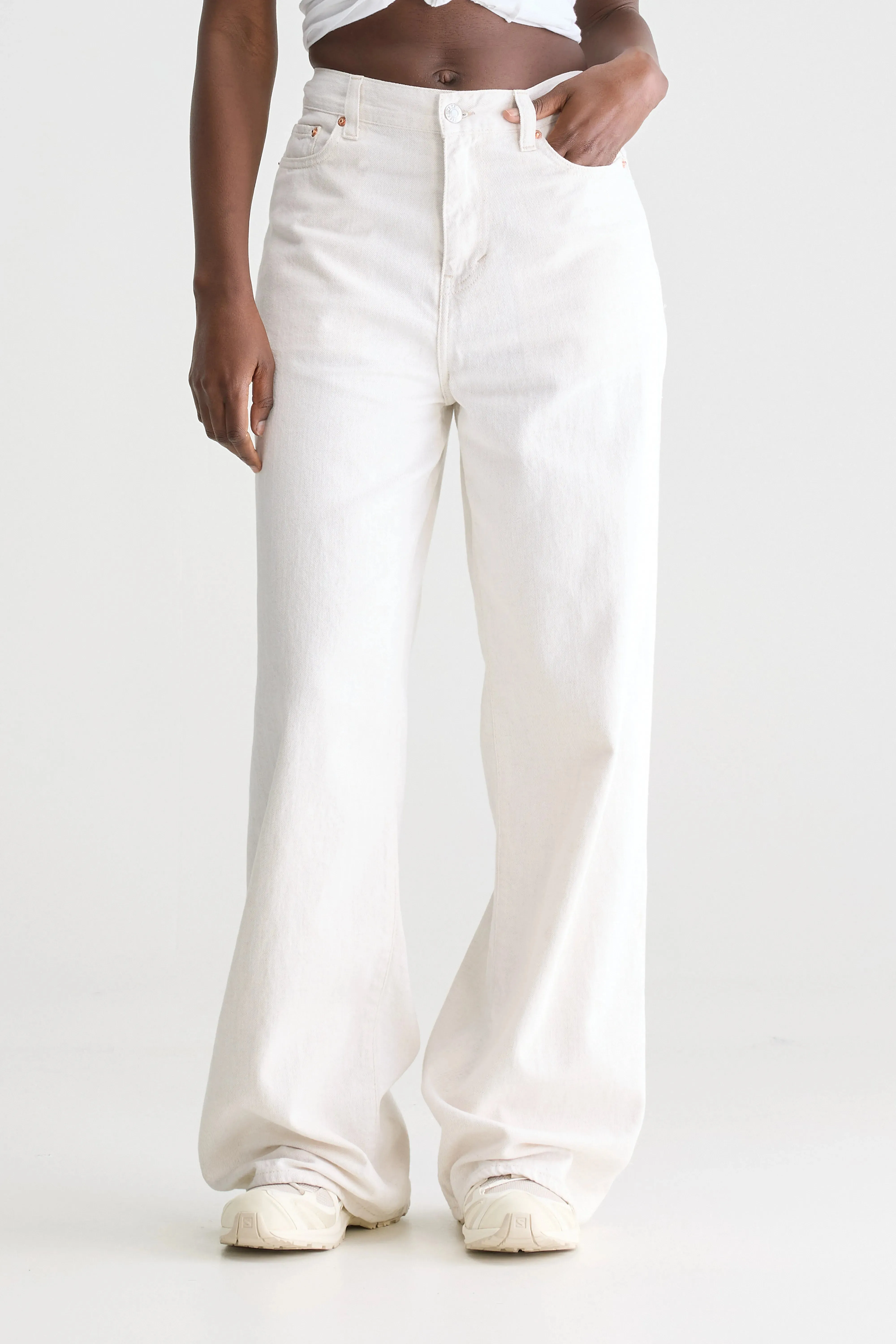 Denim N. 64 wide jeans (252 / W / VINTAGE WHITE) sold by Bellrose product image thumbnail 3