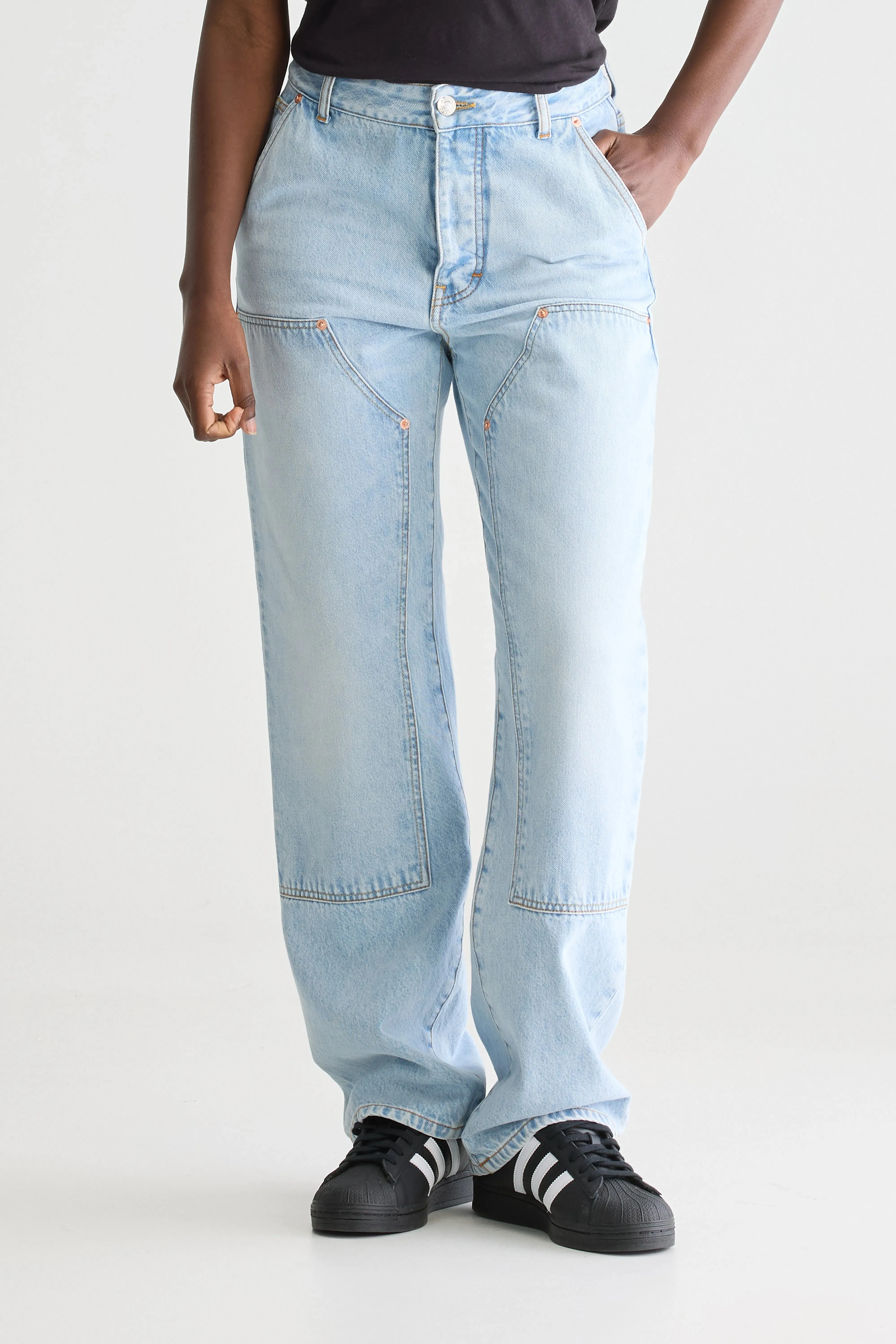 Denim N. 44 relaxed jeans (251 / W / USED BLUE) sold by Bellrose product image thumbnail 3