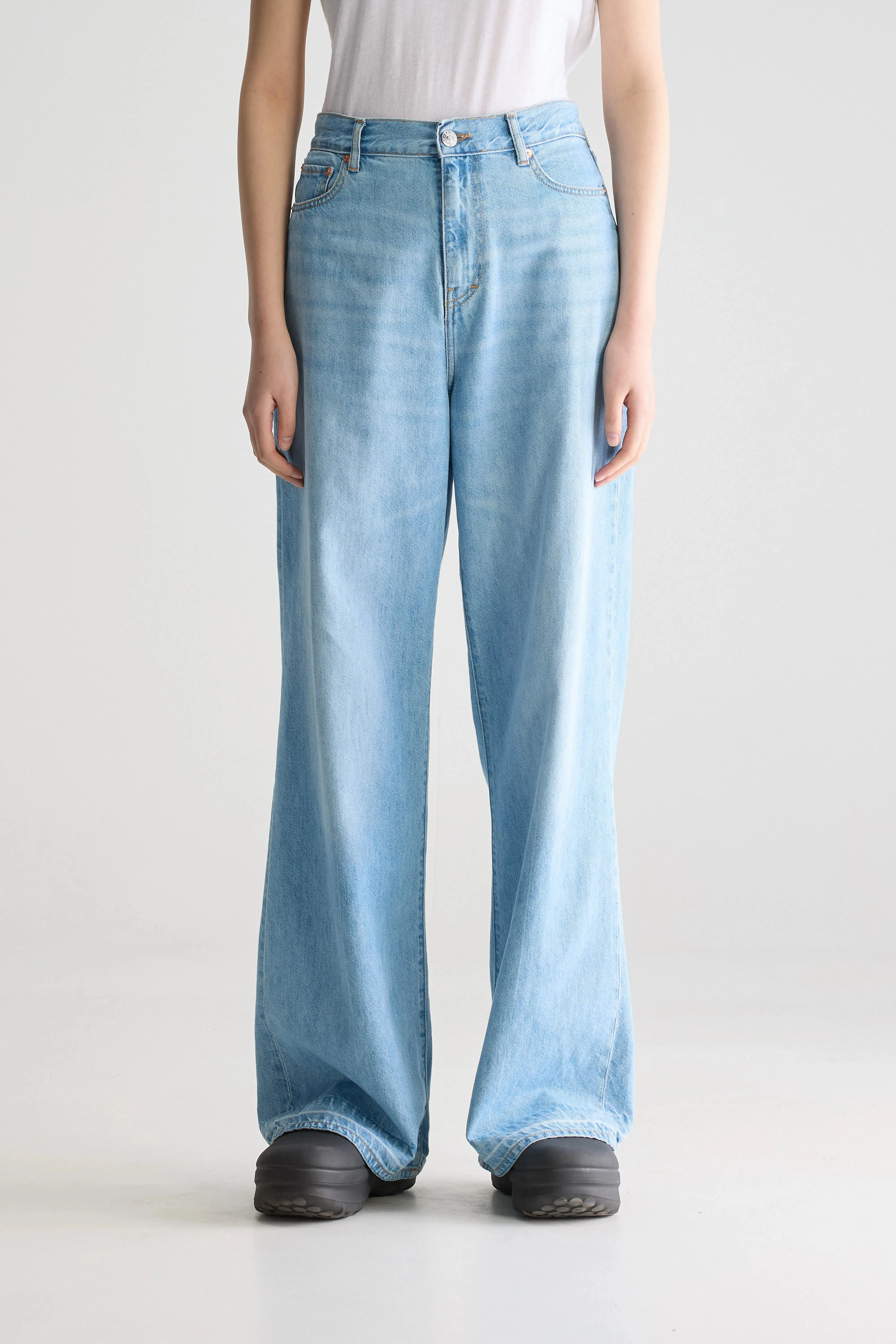 Denim N. 64 wide jeans (252 / W / VINTAGE LT BLUE) sold by Bellrose product image thumbnail 3
