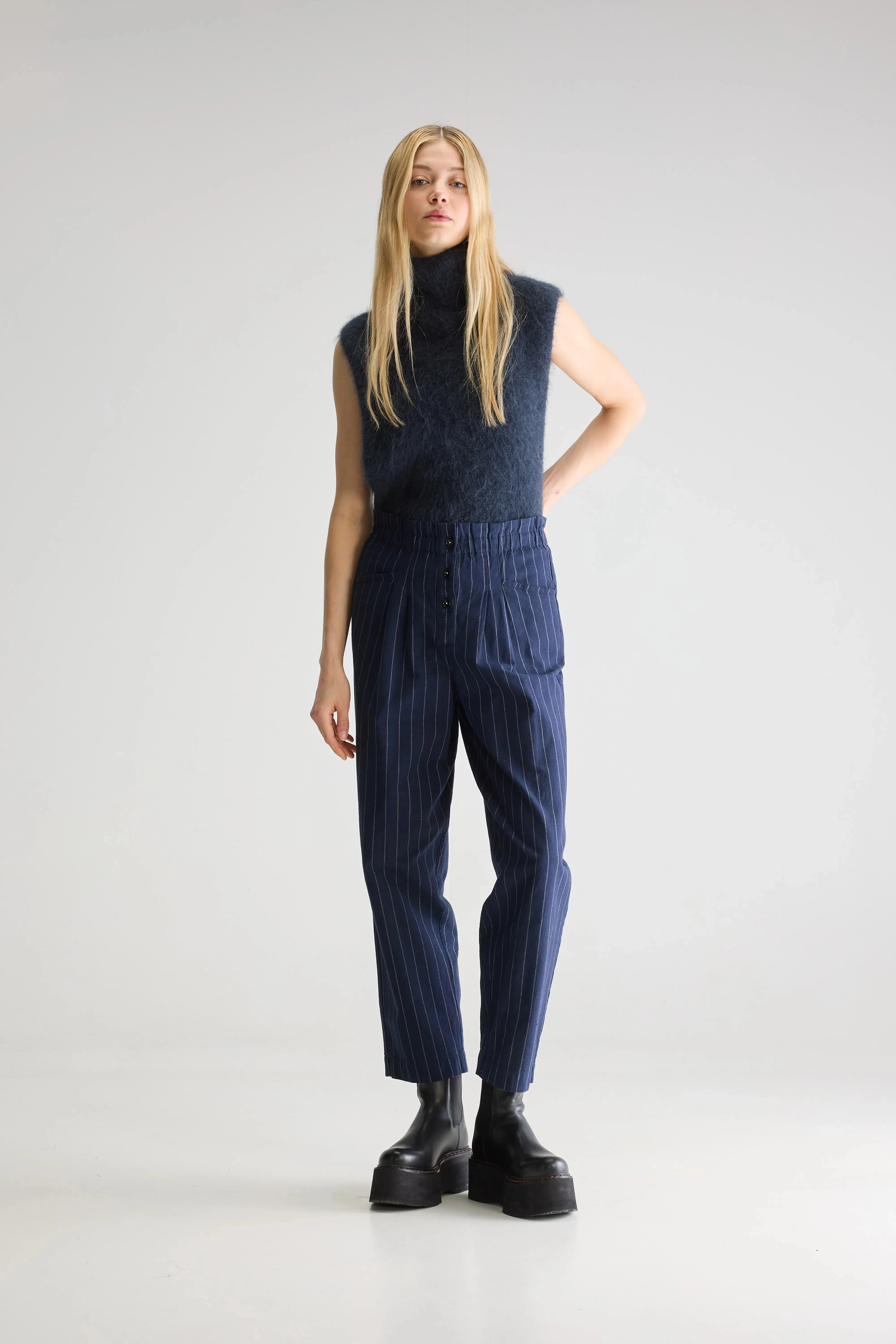 Lilo paperbag trousers (252 / W / STRIPE A) sold by Bellrose product image thumbnail 2