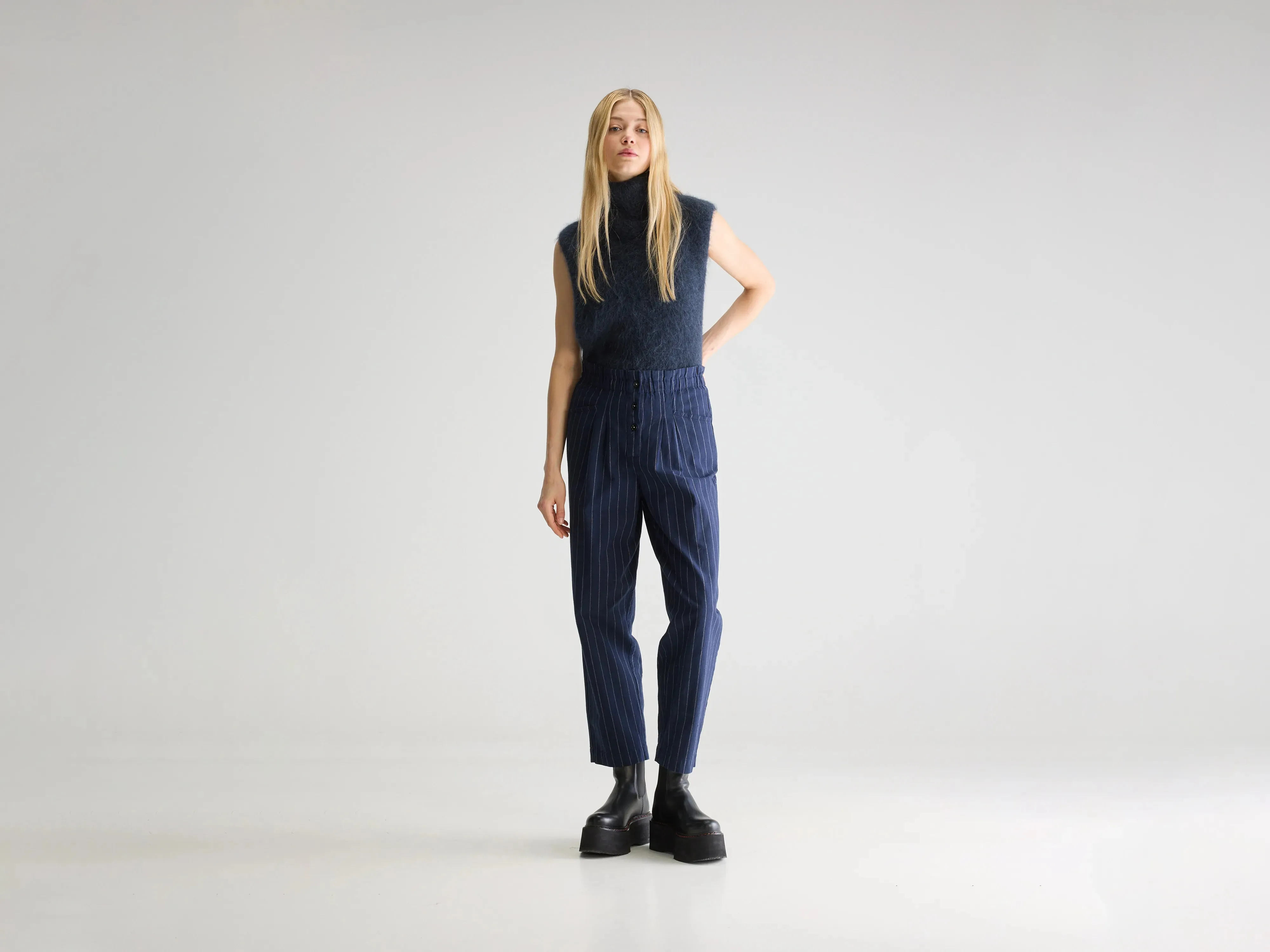 Lilo paperbag trousers (252 / W / STRIPE A) sold by Bellrose