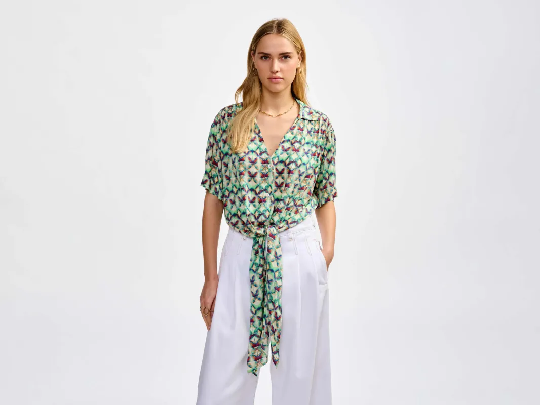 pleiade blouse (241 / W / DISPLAY A) sold by Bellrose