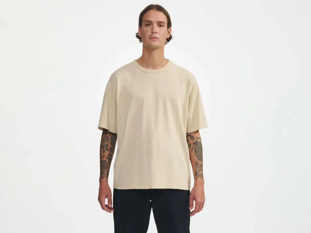 vouch t-shirt (241 / M / CALCAIRE) made by Bellerose
