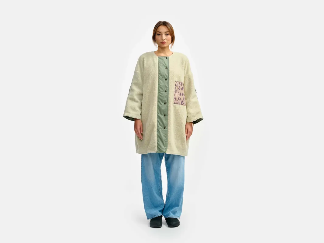hug coat (241 / W / EUCALYPTUS) sold by Bellrose