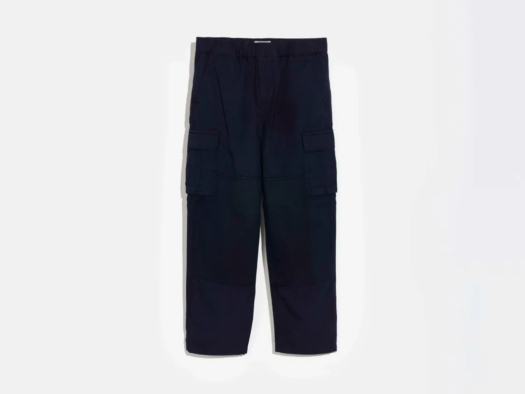 pazy trousers (241 / B / CAPTAIN) sold by Bellrose
