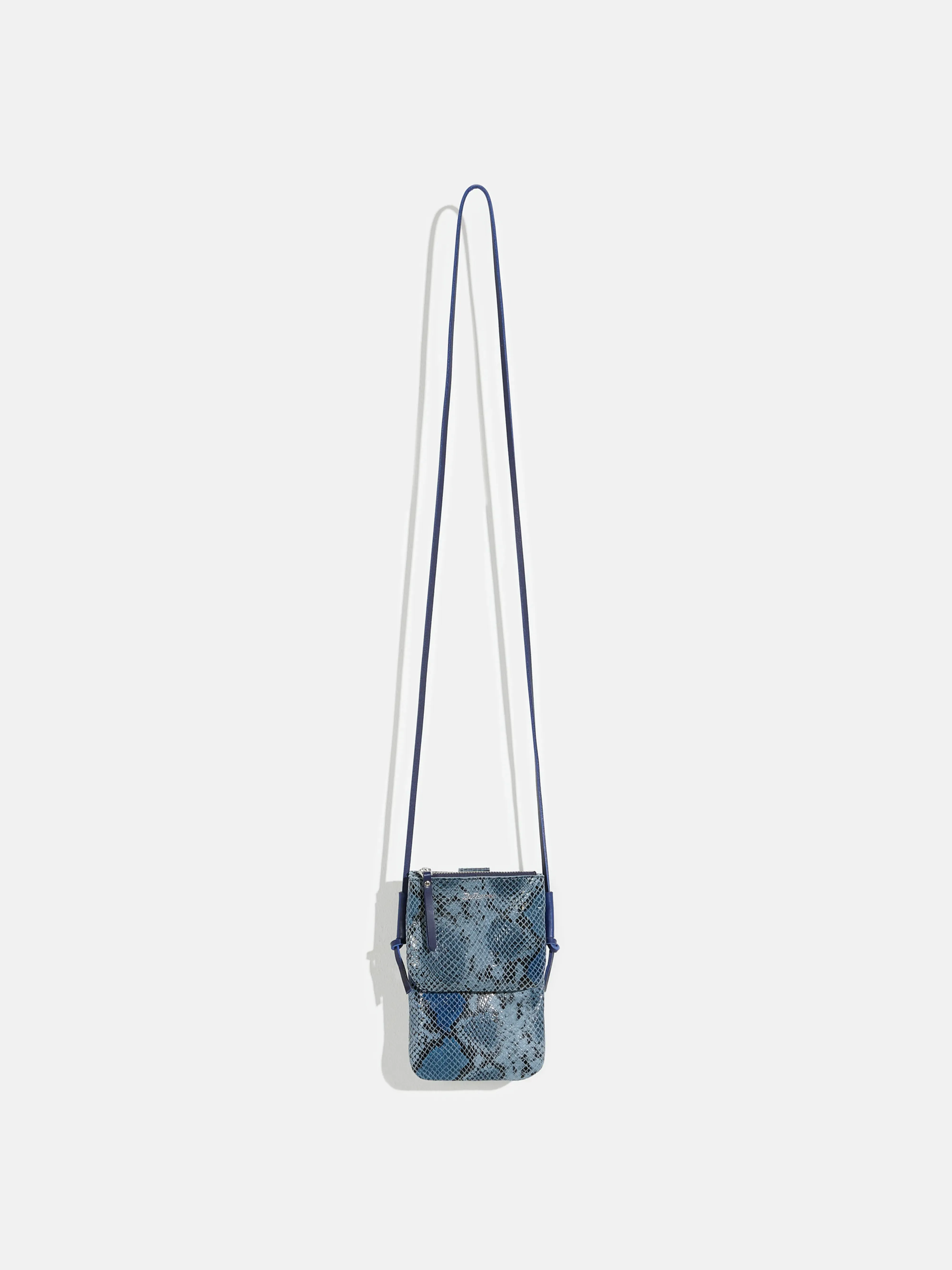 sidt bag (241 / W / HORTENSIA) sold by Bellrose product image thumbnail 3