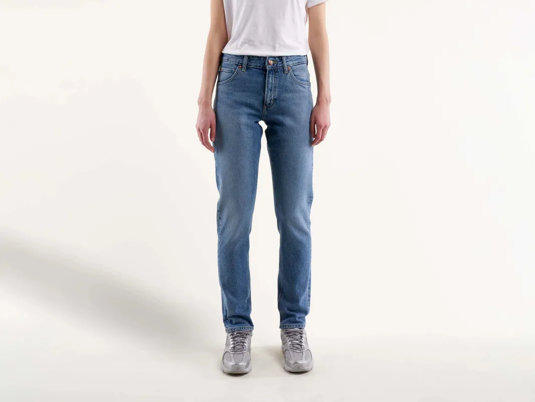 rider slim straight jeans for women (241 / W / STONE WASH) sold by Bellrose