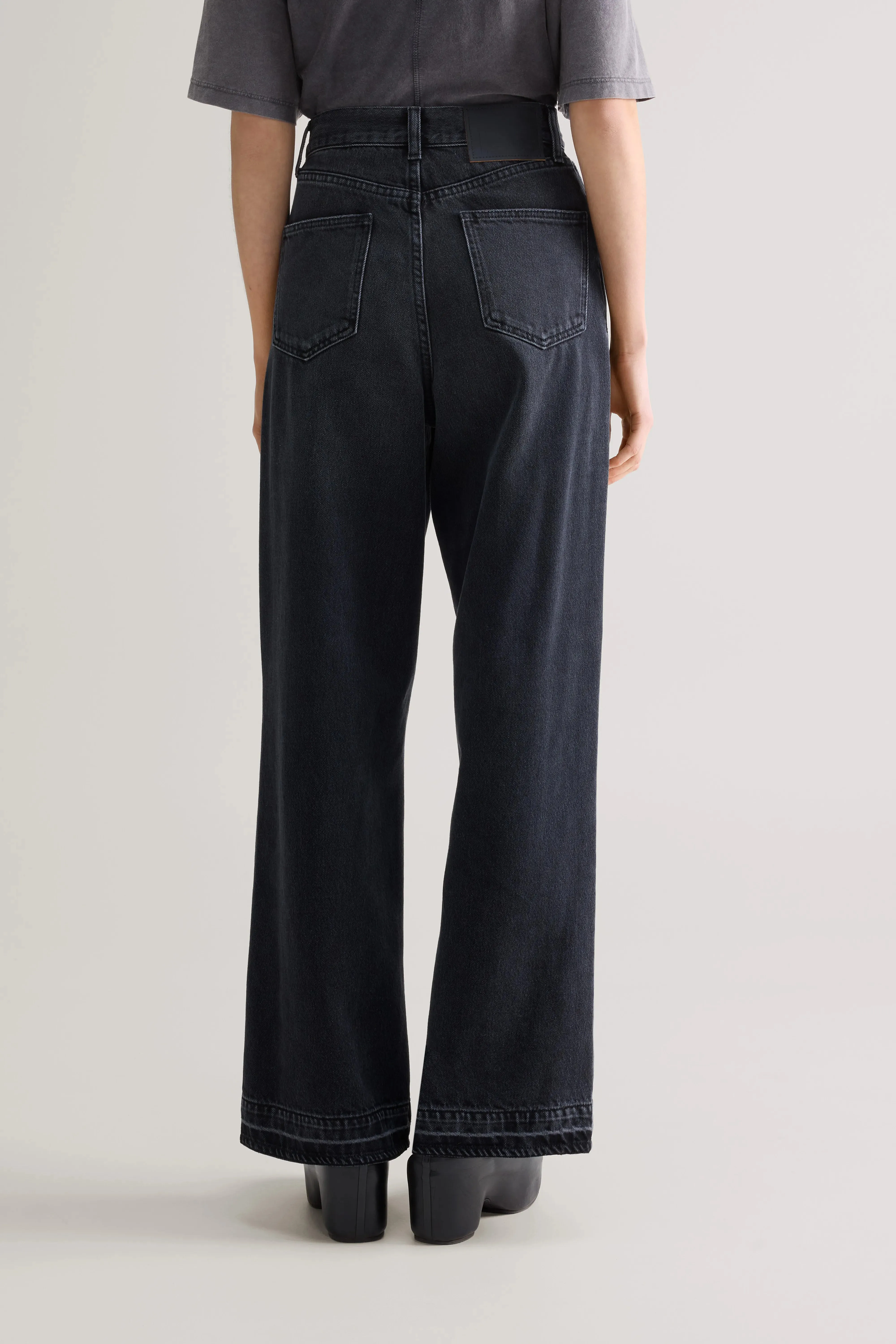 Denim N. 64 wide jeans (252 / W / USED BLACK) sold by Bellrose product image thumbnail 4