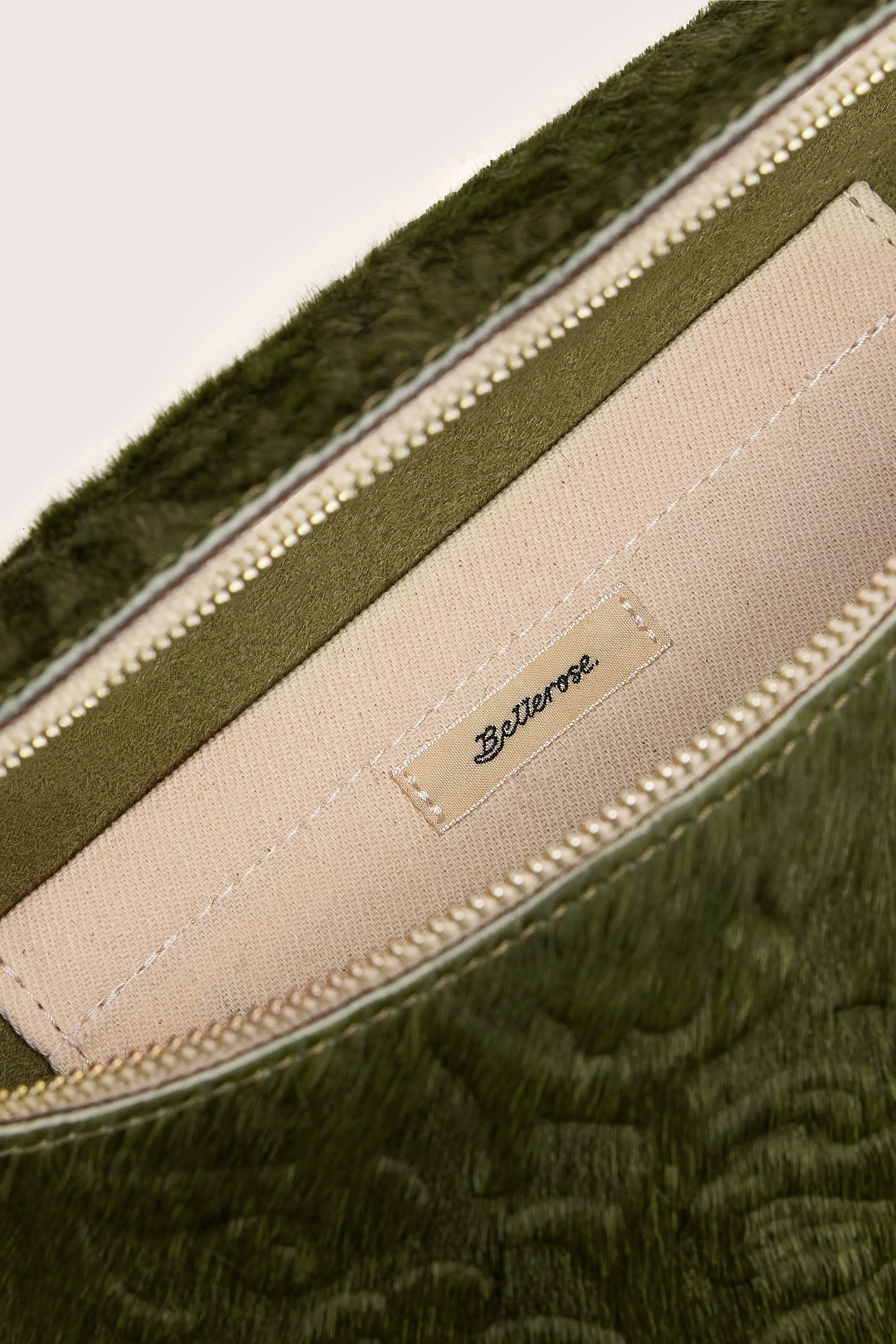 Rosie sling bag (251 / W / MOUSSE) sold by Bellrose product image thumbnail 5