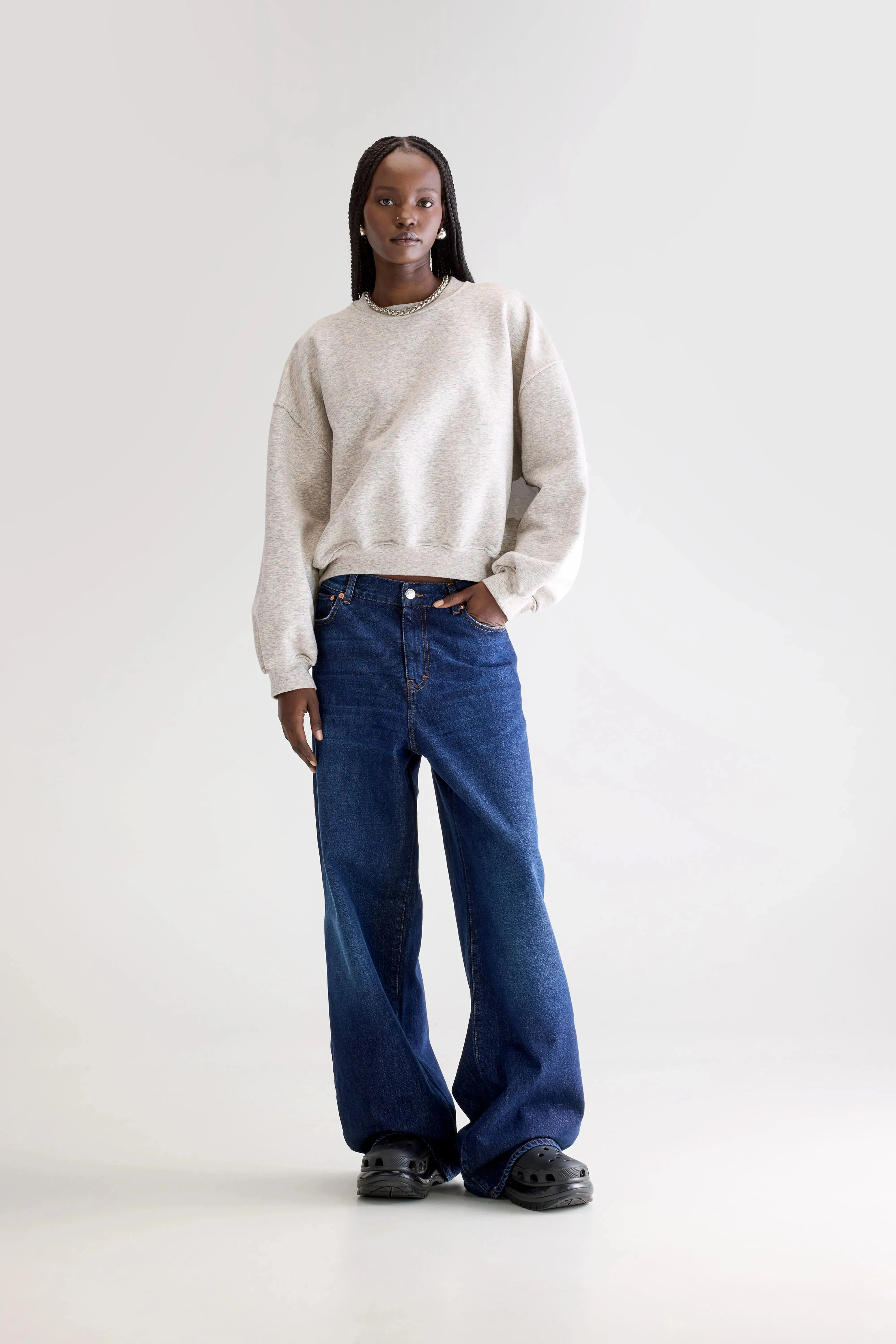 Fancy cropped crewneck sweatshirt (252 / W / COMBO A) sold by Bellrose product image thumbnail 3