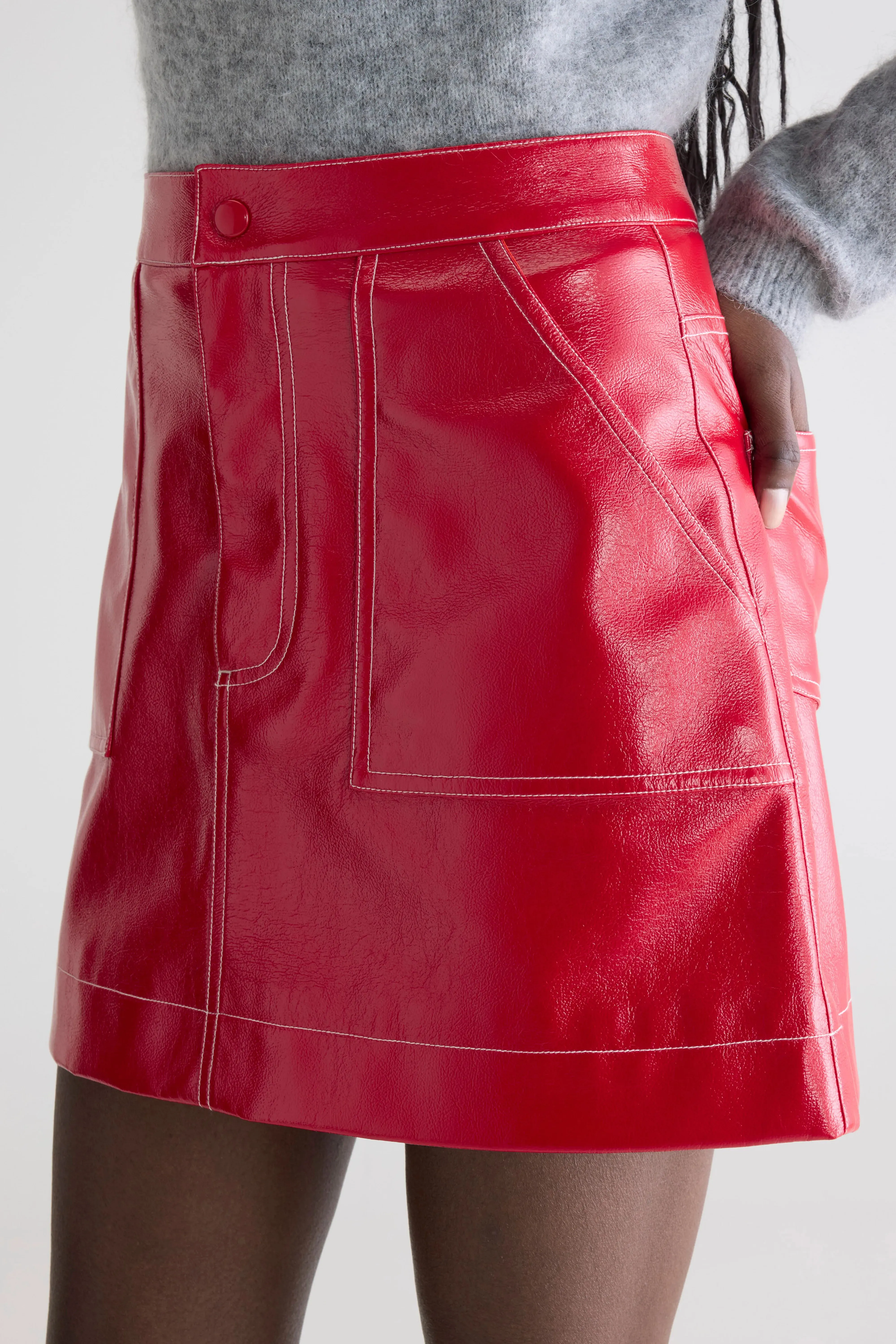 Hayna mini skirt (252 / W / SANGUINE) sold by Bellrose product image thumbnail 4