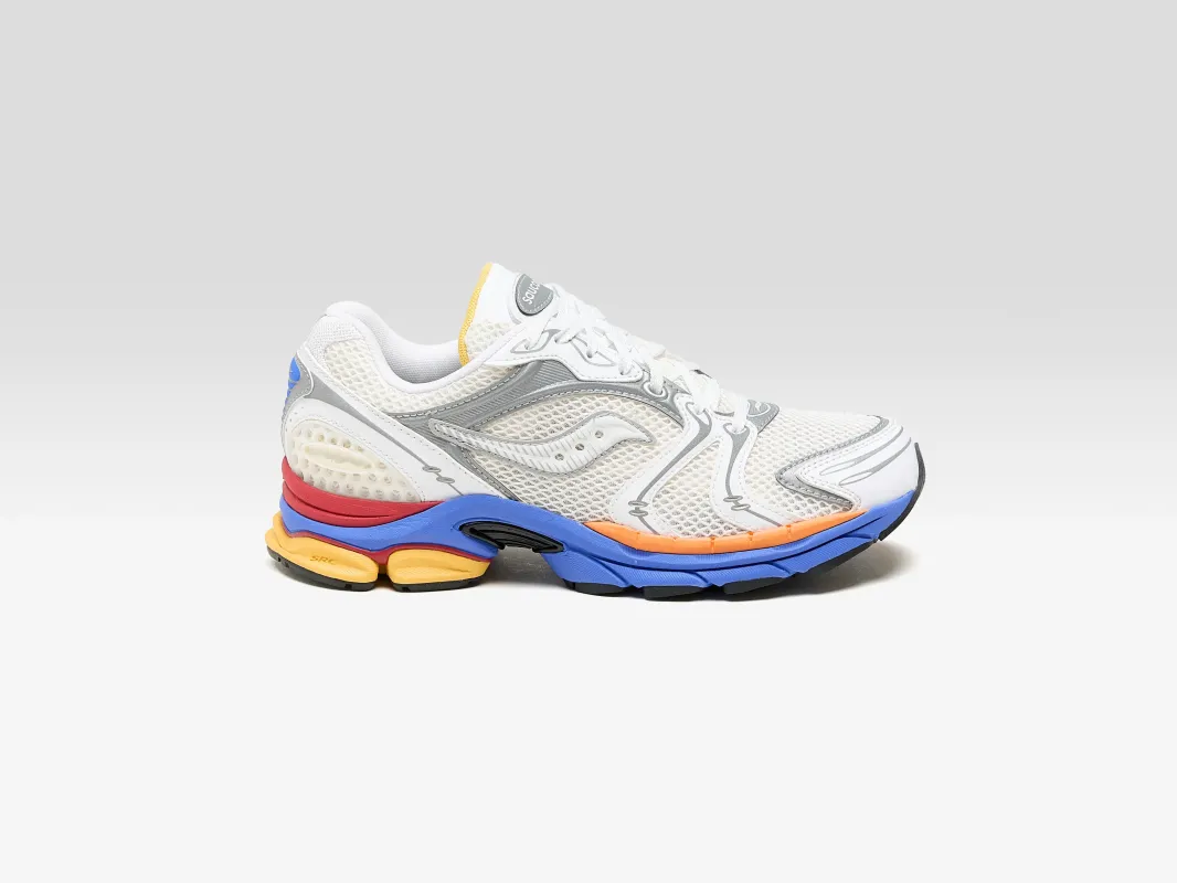 ProGrid Triumph 4 for Women  (251 / W / MULTICOLOR) sold by Bellrose