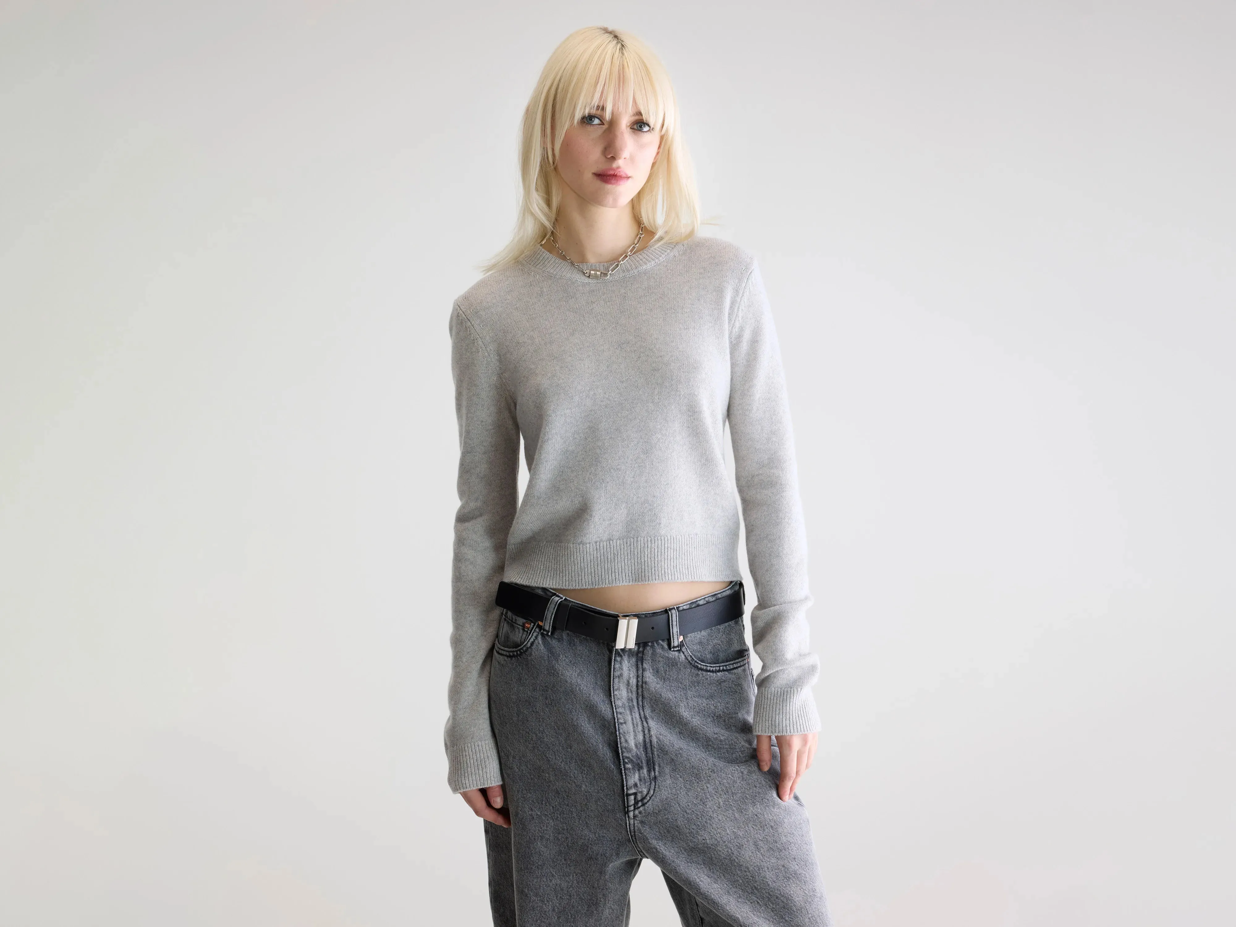 Spag slim cashmere sweater (252 / W / LIGHT GREY) sold by Bellrose