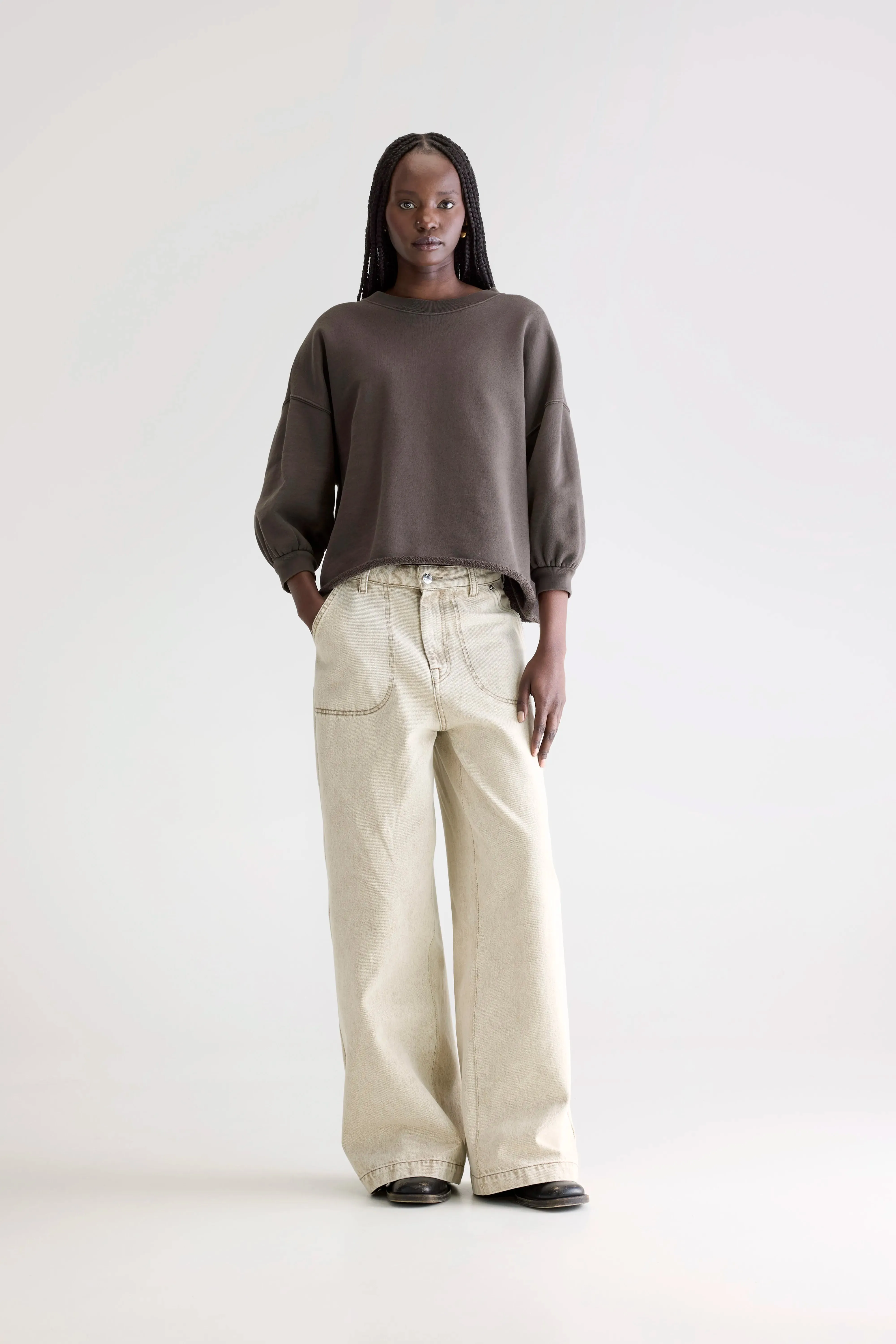 Vicske crewneck sweatshirt (252 / W / DARK ROAST) sold by Bellrose product image thumbnail 3