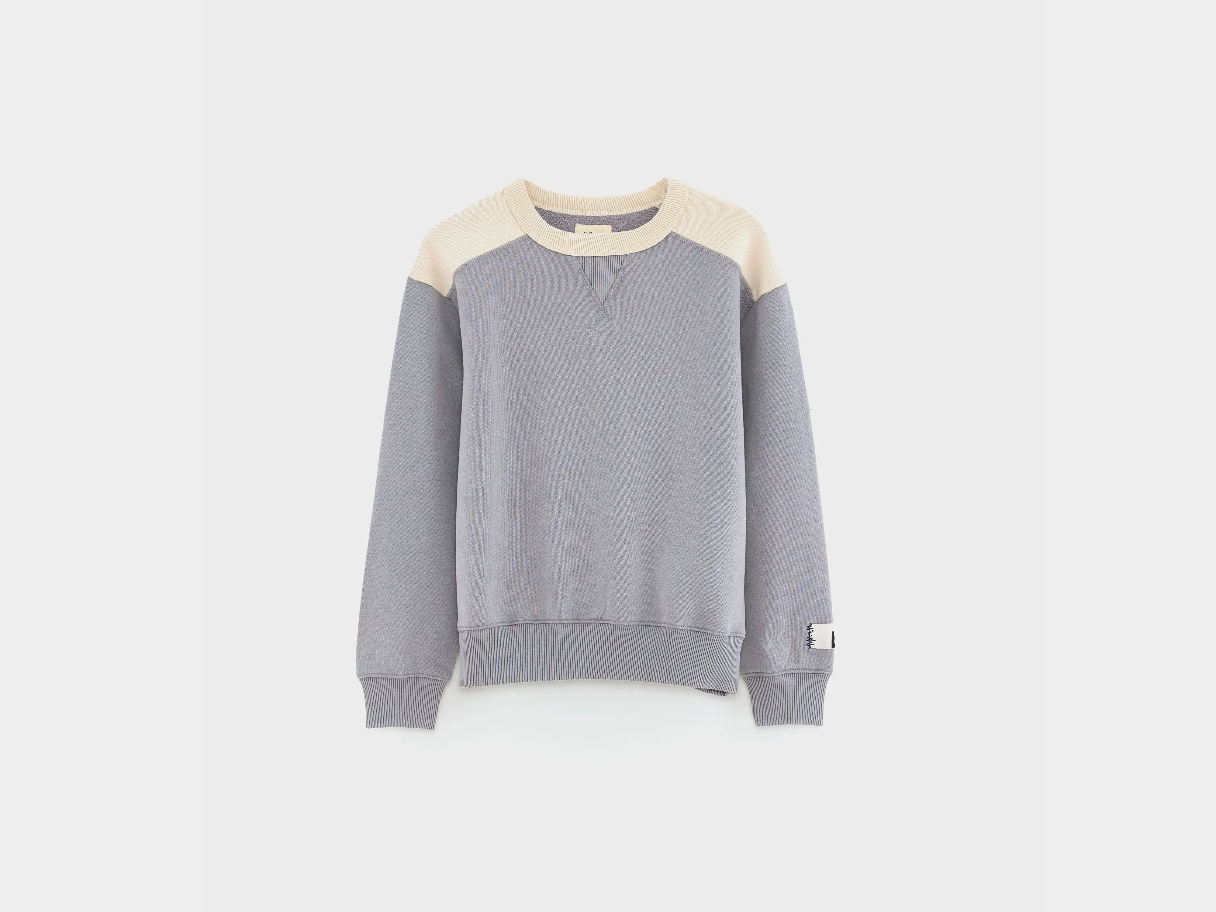 Capos crewneck sweatshirt (252 / B / SHARKSKIN) sold by Bellrose