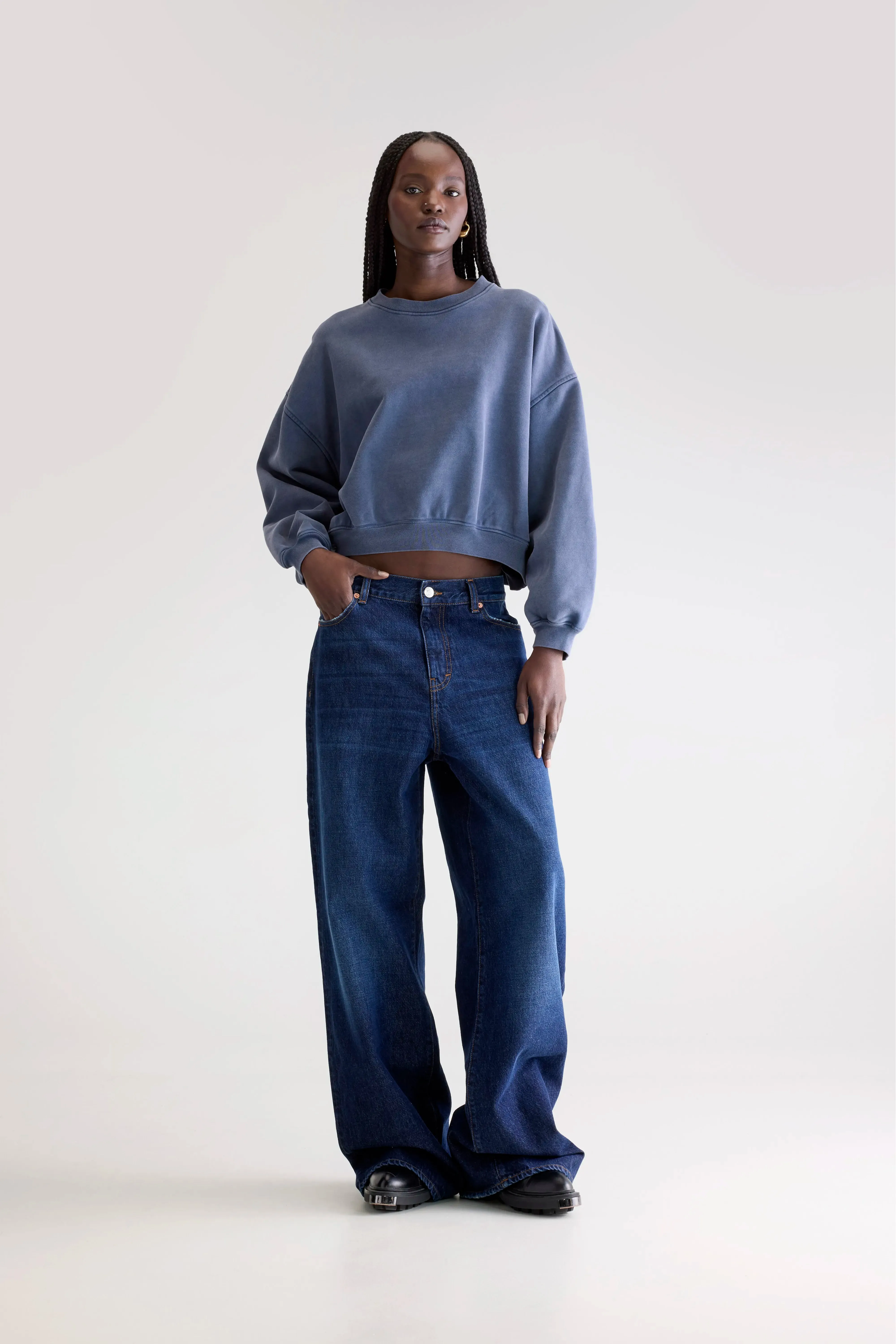 Fancy cropped crewneck sweatshirt (252 / W / BLUES) sold by Bellrose product image thumbnail 3