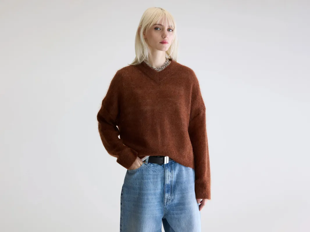 Arcy v-neck sweater (252 / W / SUEDE) sold by Bellrose