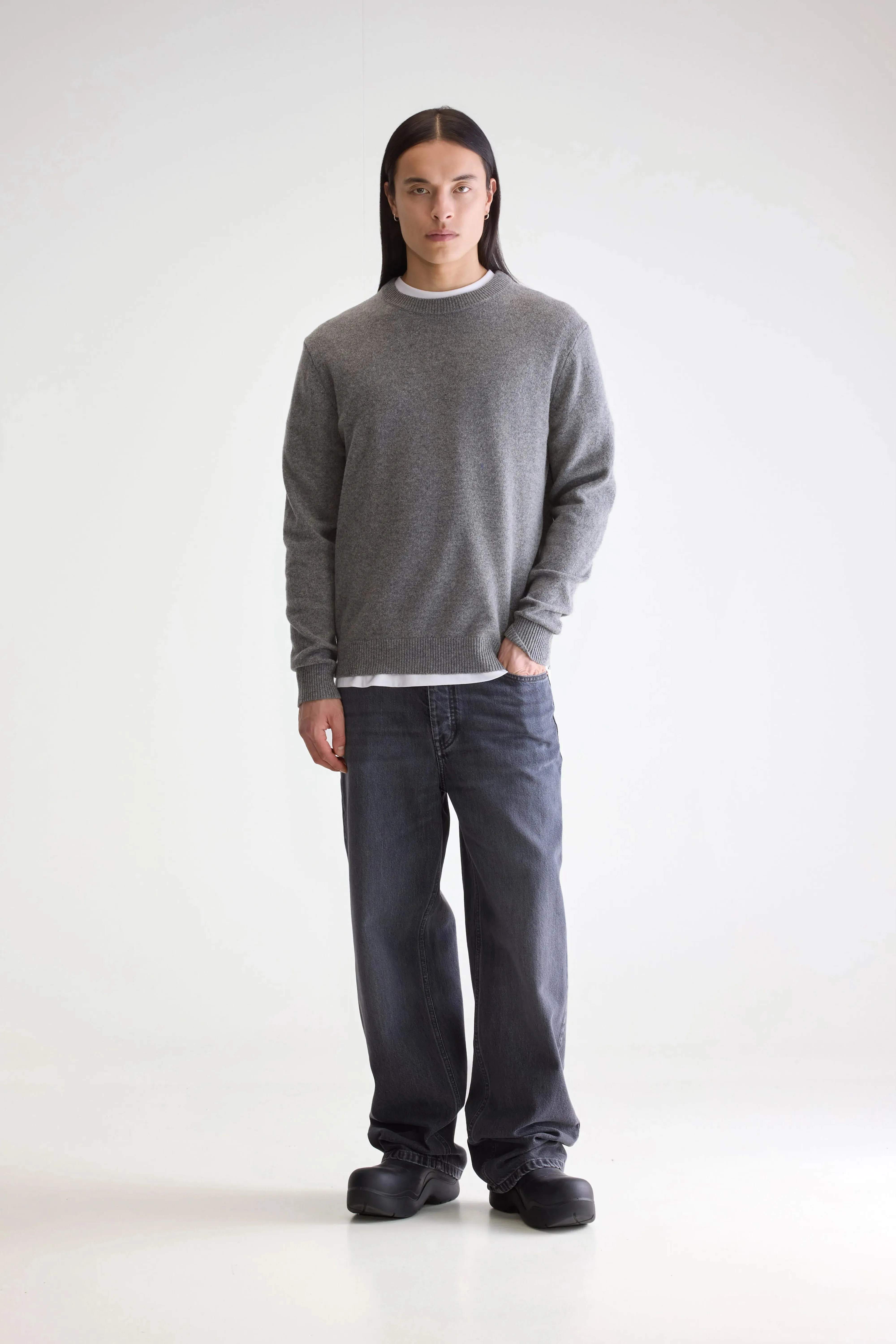 Donoon crewneck sweater (252 / M / MID GREY) sold by Bellrose product image thumbnail 3