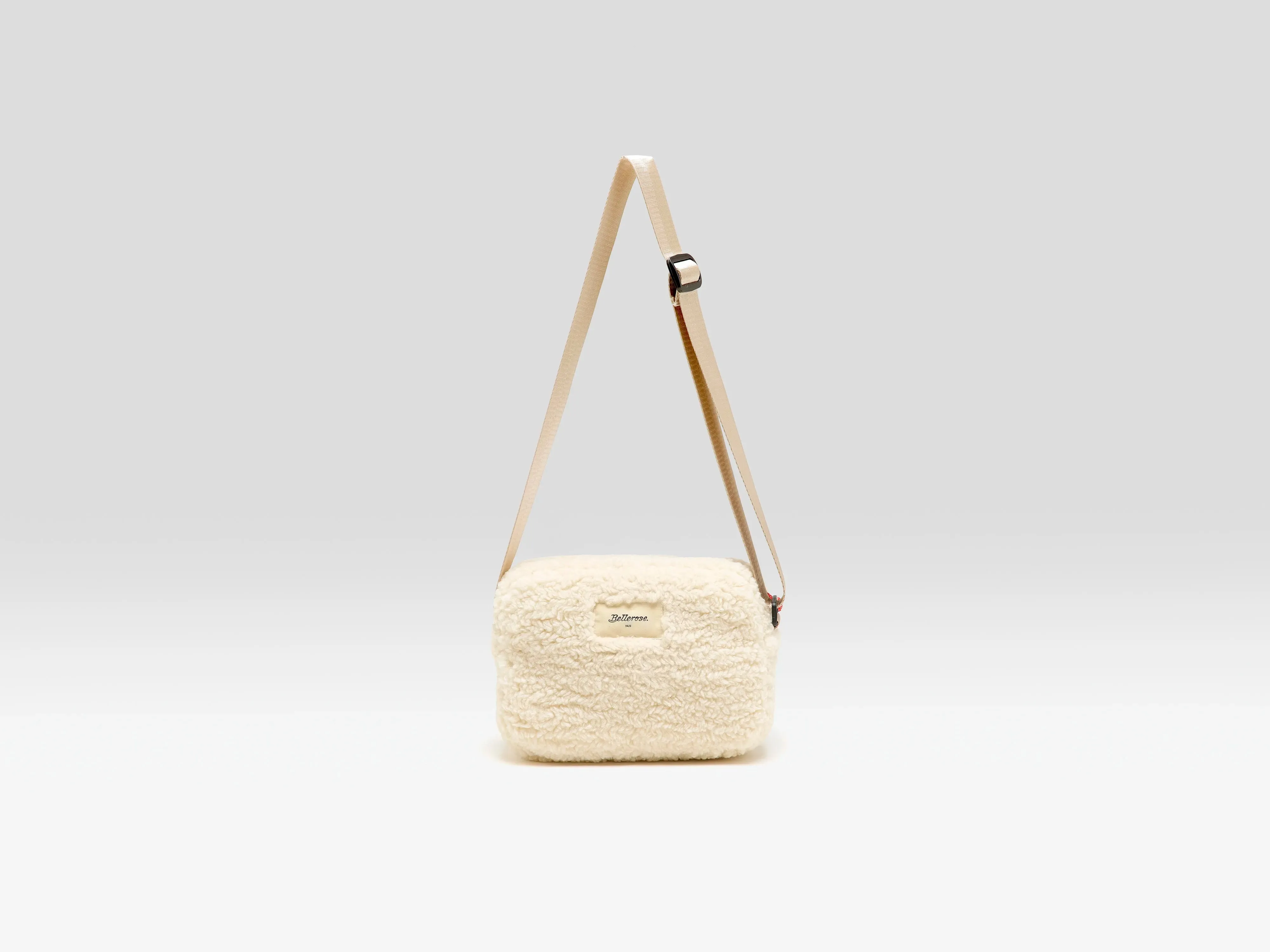 Jila crossbody bag (252 / G / ECRU) sold by Bellrose