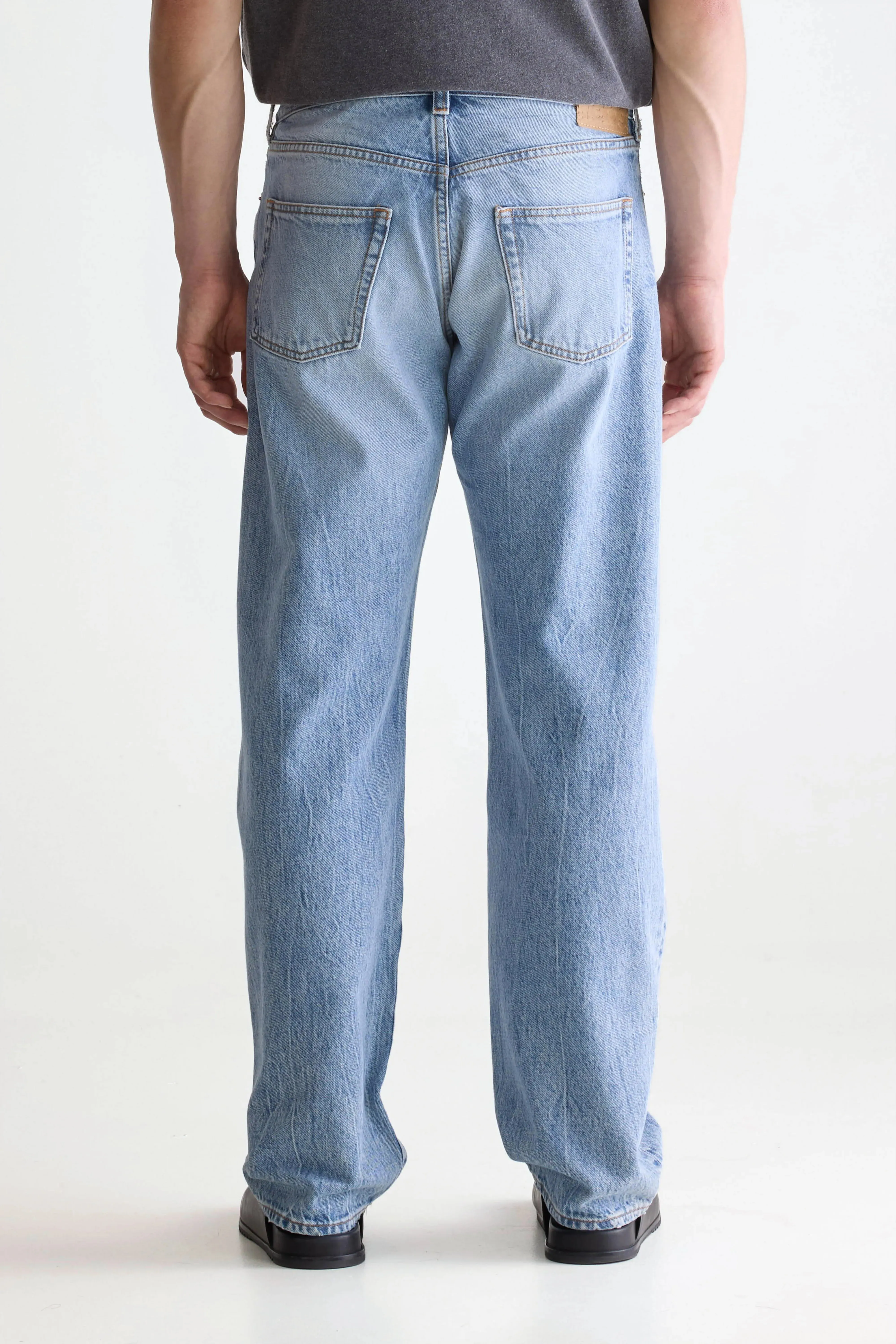Denim N. 09 straight jeans (252 / M / VINTAGE BLUE) sold by Bellrose product image thumbnail 4