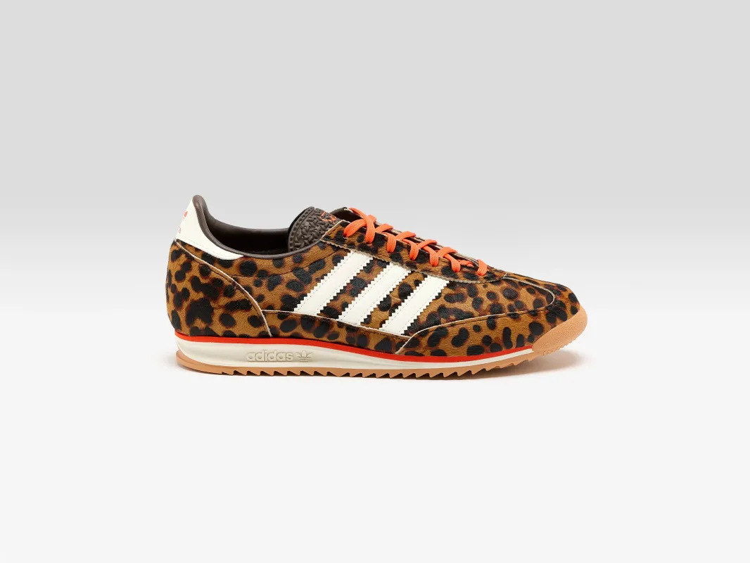 SL 72 OG for Women  (252 / W / BROWN) made by Adidas