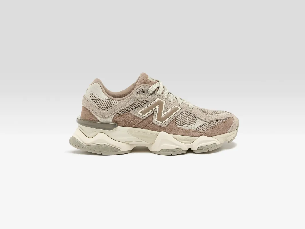 9060 for Women  (252 / W / BROWN) sold by Bellrose
