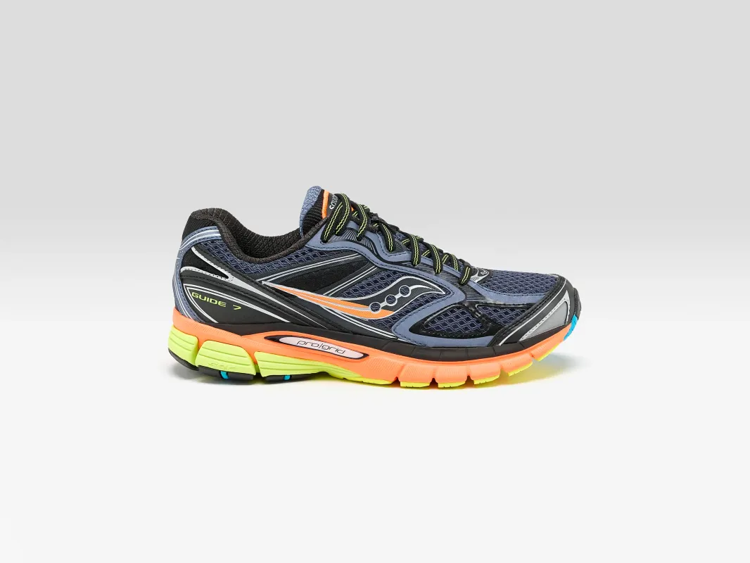 Progrid Guide 7 for Women  (252 / W / BLUE) made by Saucony