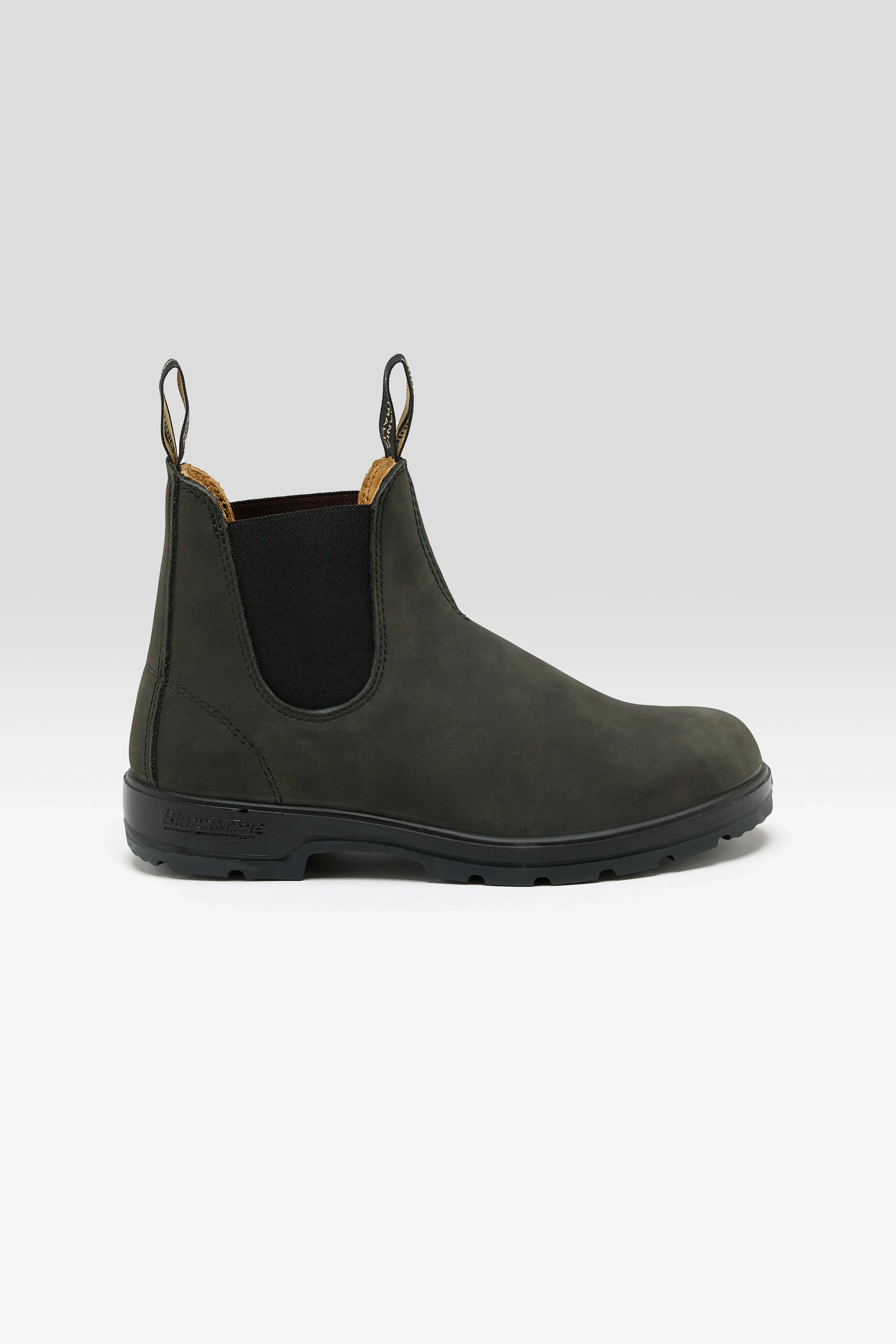 587 Classic Chelsea Boots for Women  (252 / W / BLACK) sold by Bellrose product image thumbnail 2