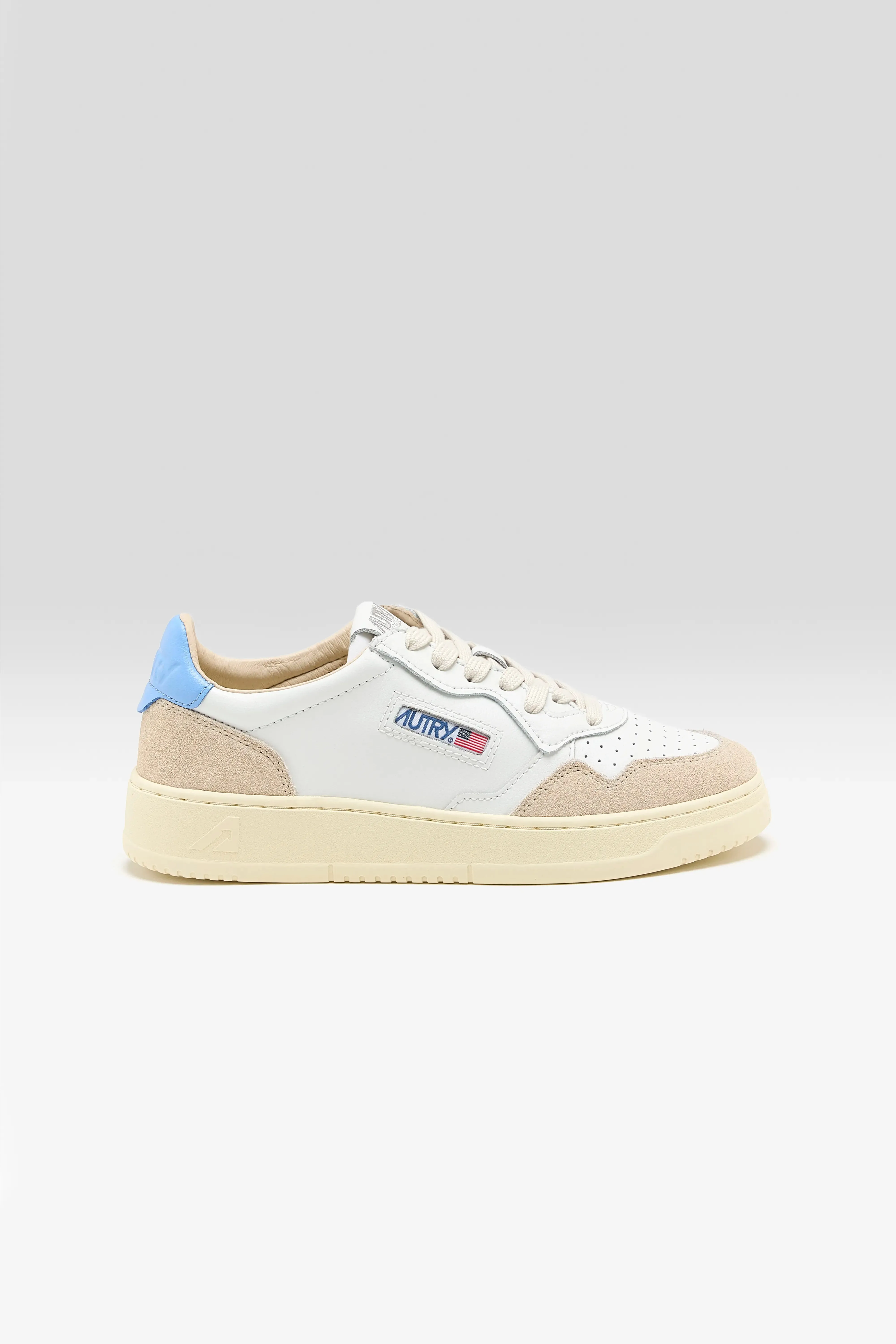 Medalist Low for Women (252 / W / BEIGE) sold by Bellrose product image thumbnail 2