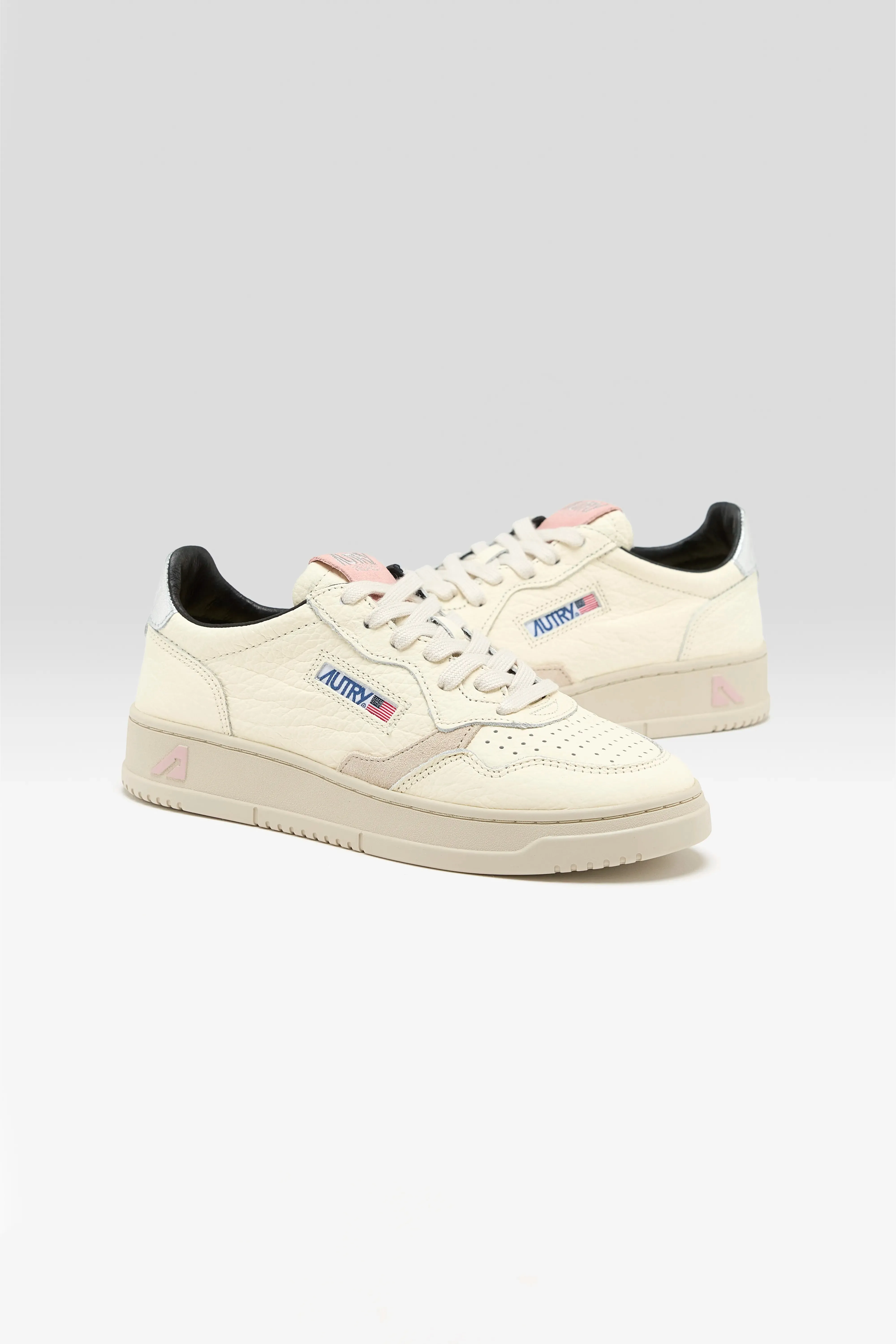 Medalist Low for Women (252 / W / WHITE) sold by Bellrose product image thumbnail 3