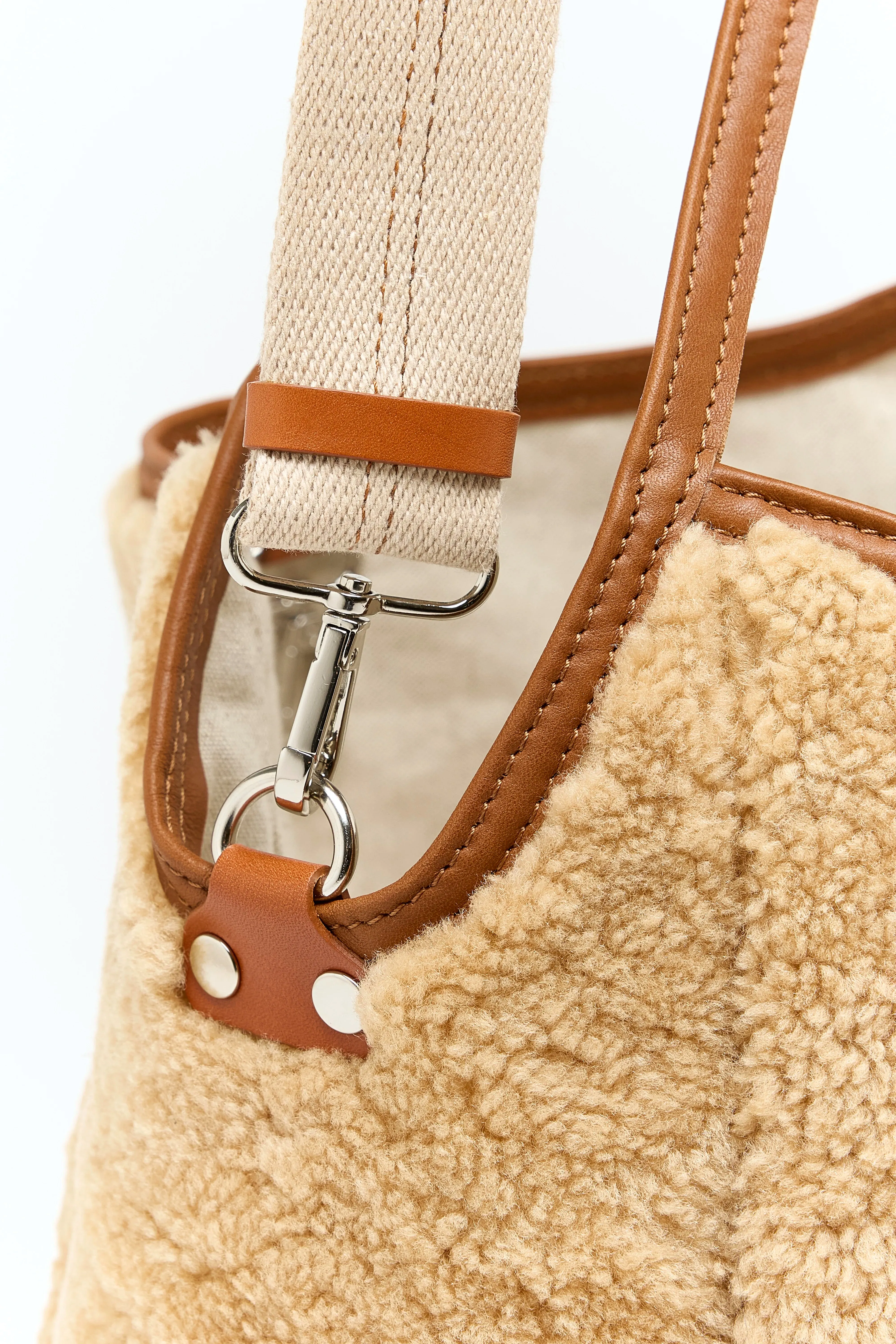 Sing handbag (252 / W / SAVANNA) sold by Bellrose product image thumbnail 5