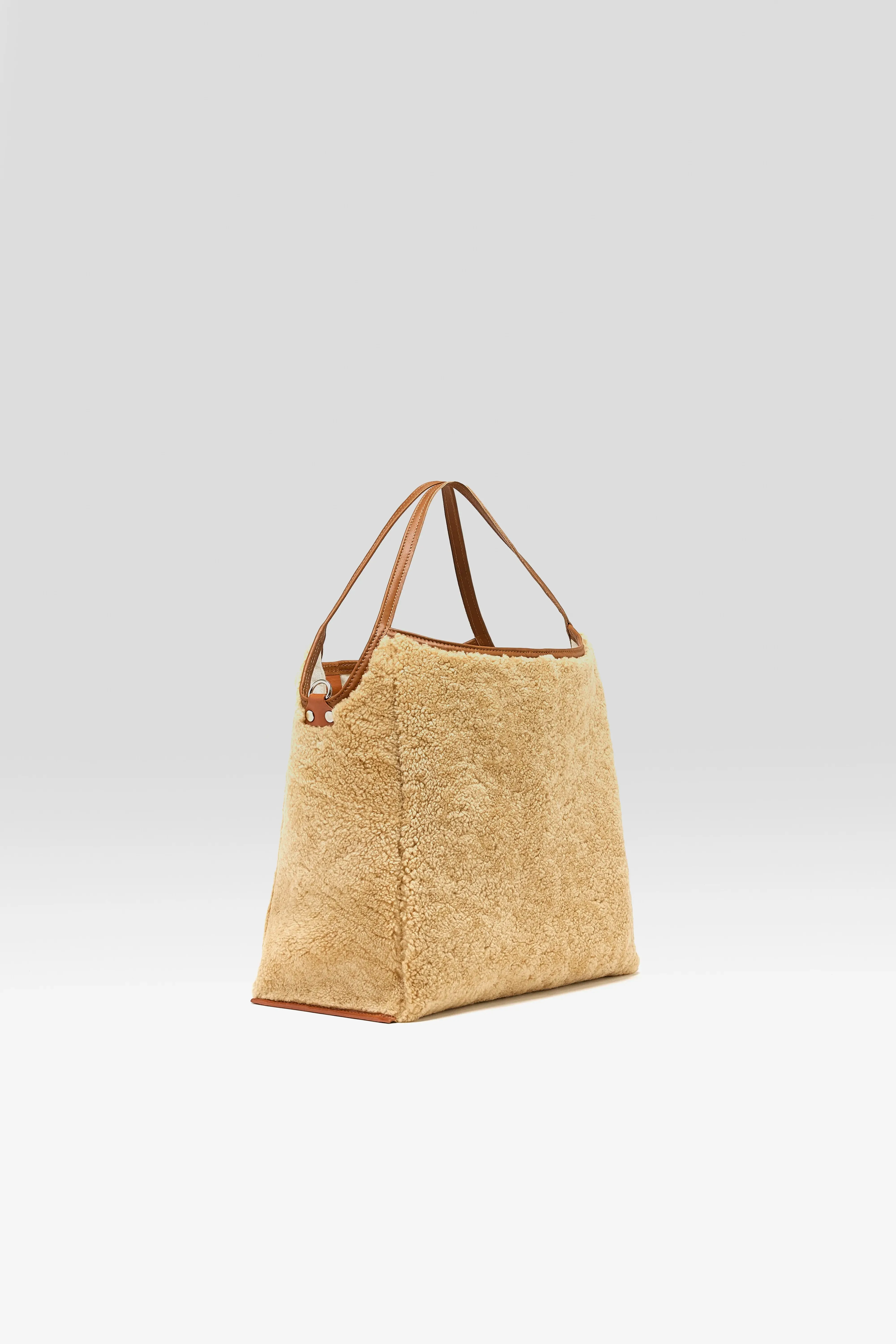 Sing handbag (252 / W / SAVANNA) sold by Bellrose product image thumbnail 4