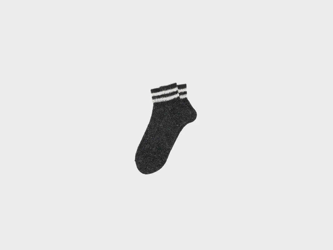 Brigit ankle socks (252 / W / OFF BLACK) sold by Bellrose