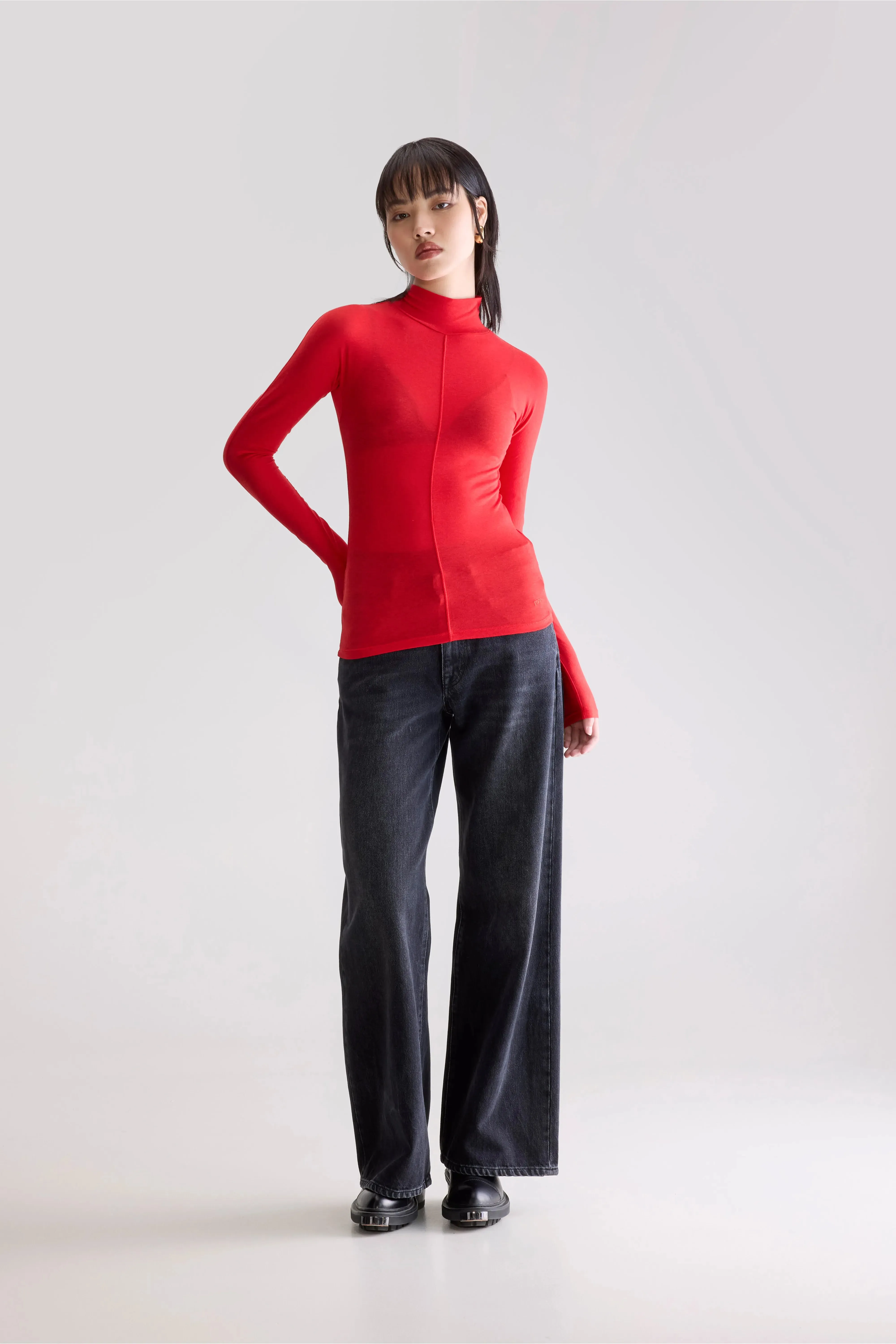 Flawy turtle neck t-shirt (252 / W / SANGUINE) sold by Bellrose product image thumbnail 3