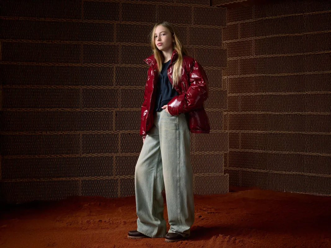 Wanda flared jeans (252 / G / USED BLUE) sold by Bellrose