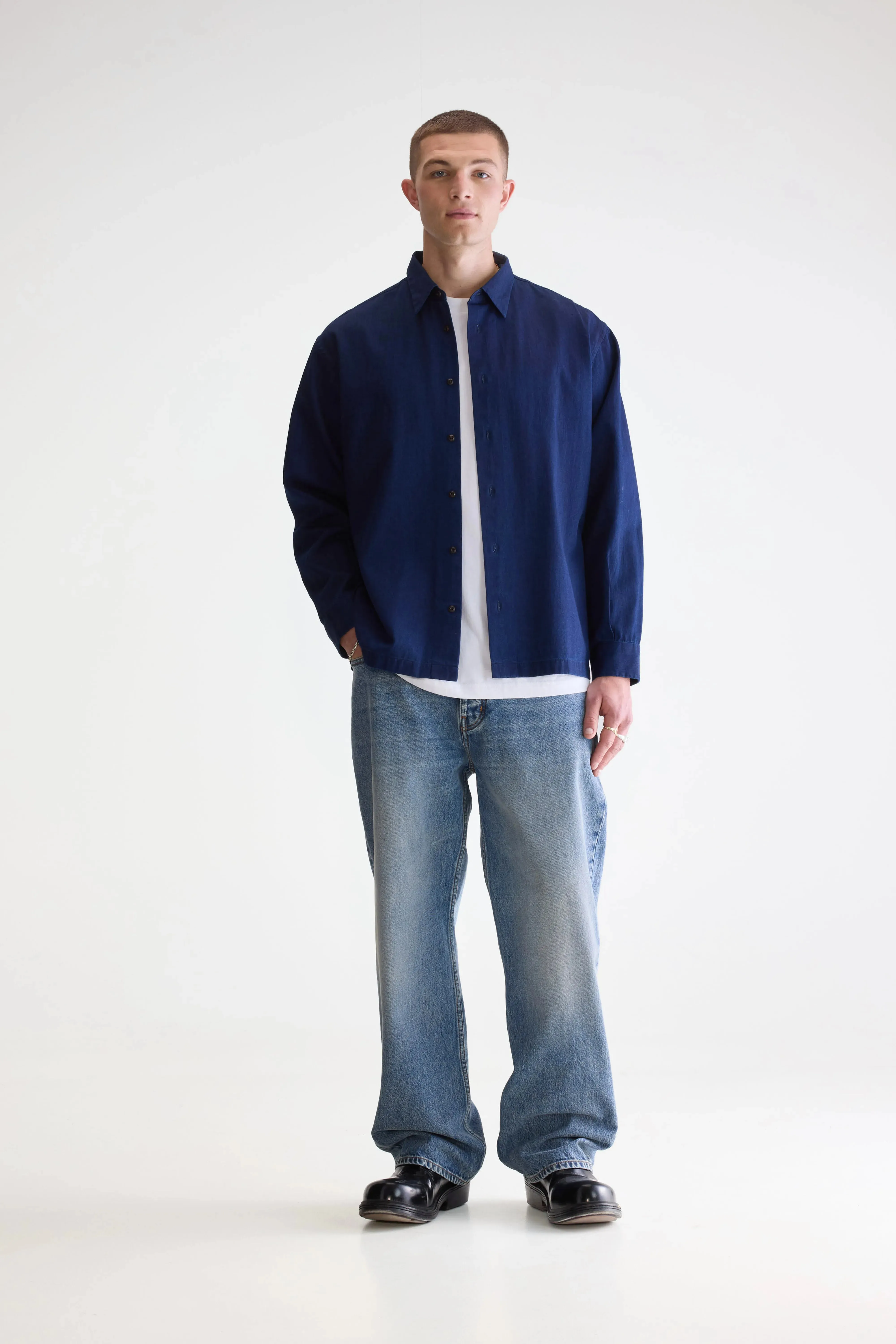 Flip relaxed shirt (252 / M / INDIGO) sold by Bellrose product image thumbnail 3