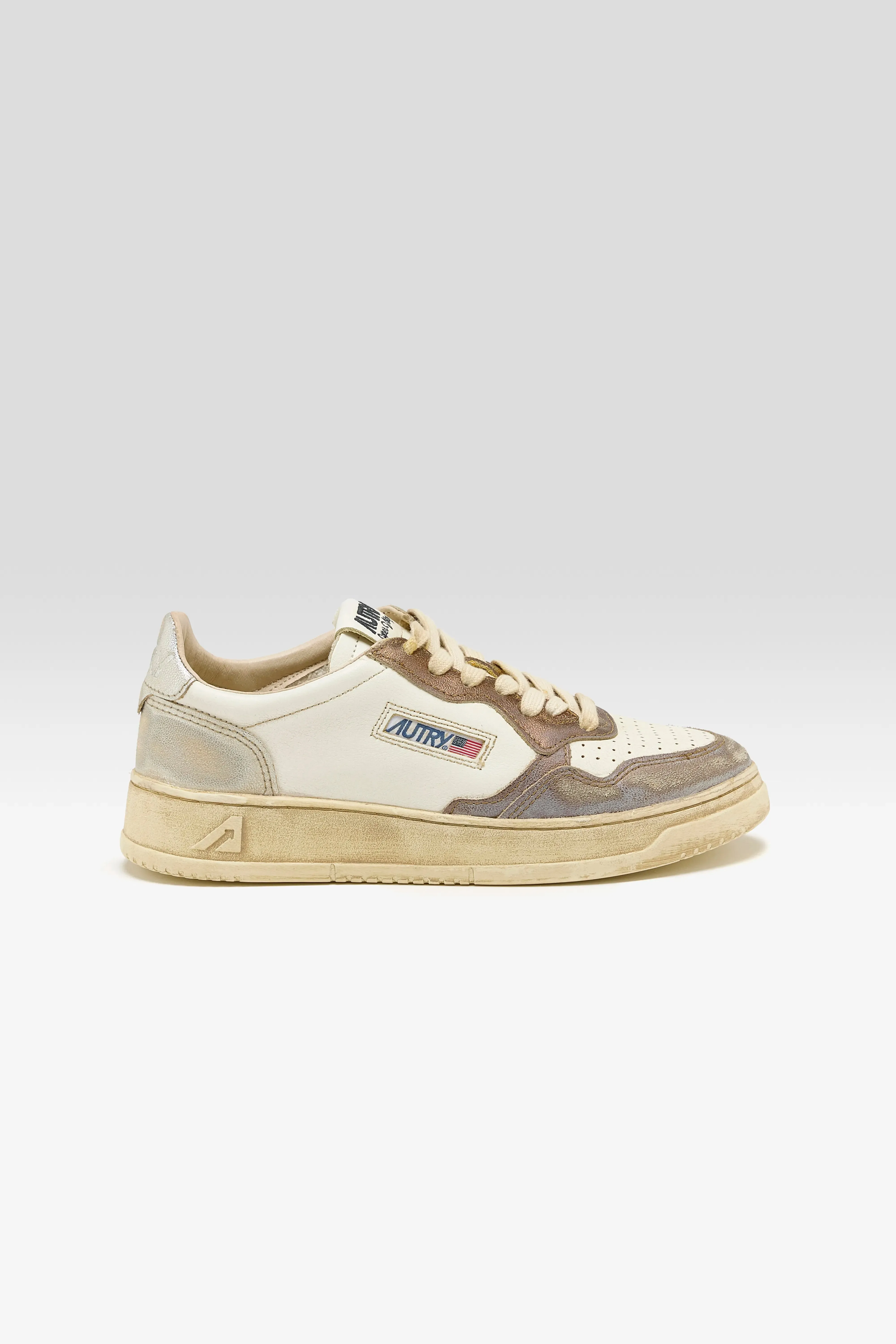 Medalist Low Super Vintage for Women (252 / W / BRONZE) sold by Bellrose product image thumbnail 2