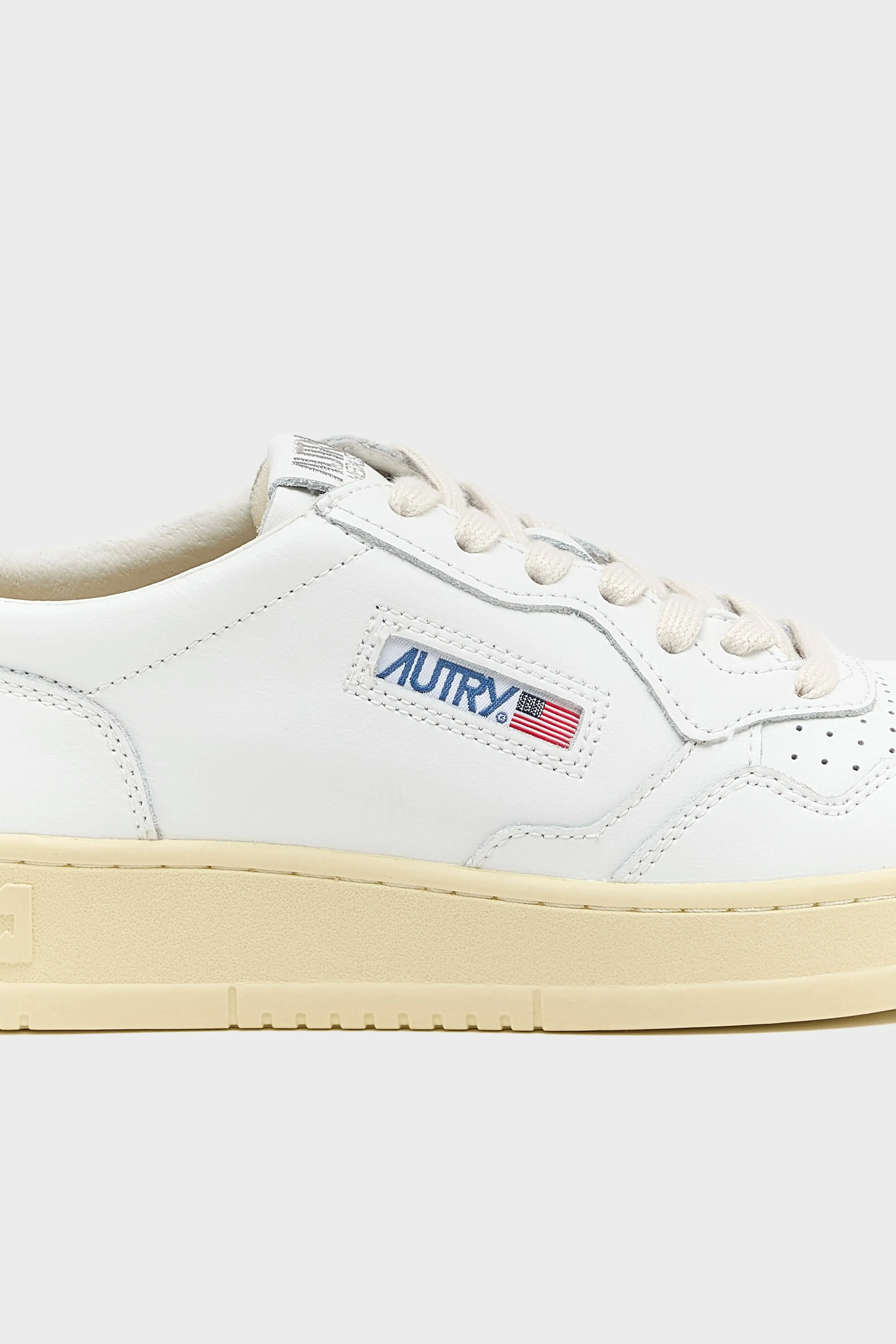 Medalist Low for Women (252 / W / BEIGE) sold by Bellrose product image thumbnail 5