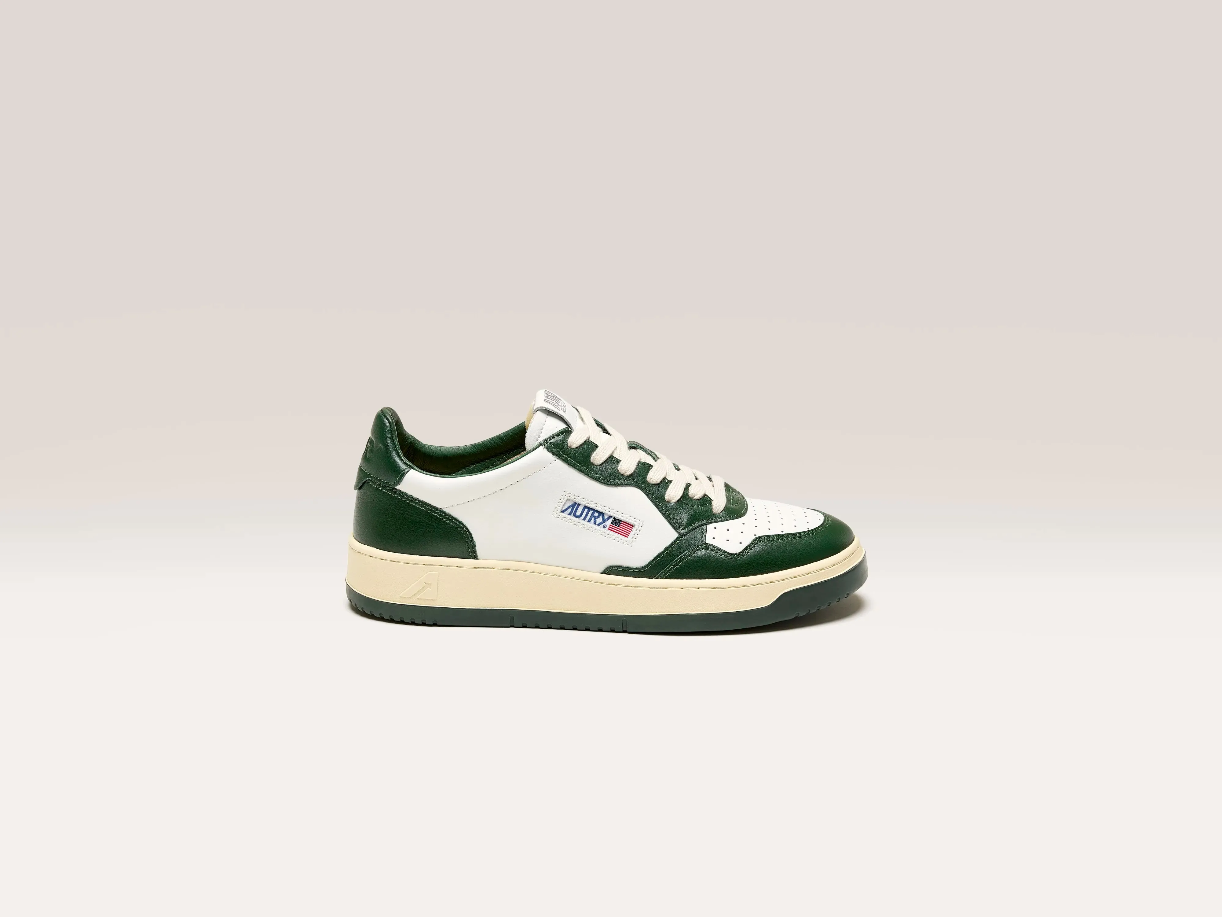 Medalist Low Bicolor For Men (242 / M / GREEN) sold by Bellrose